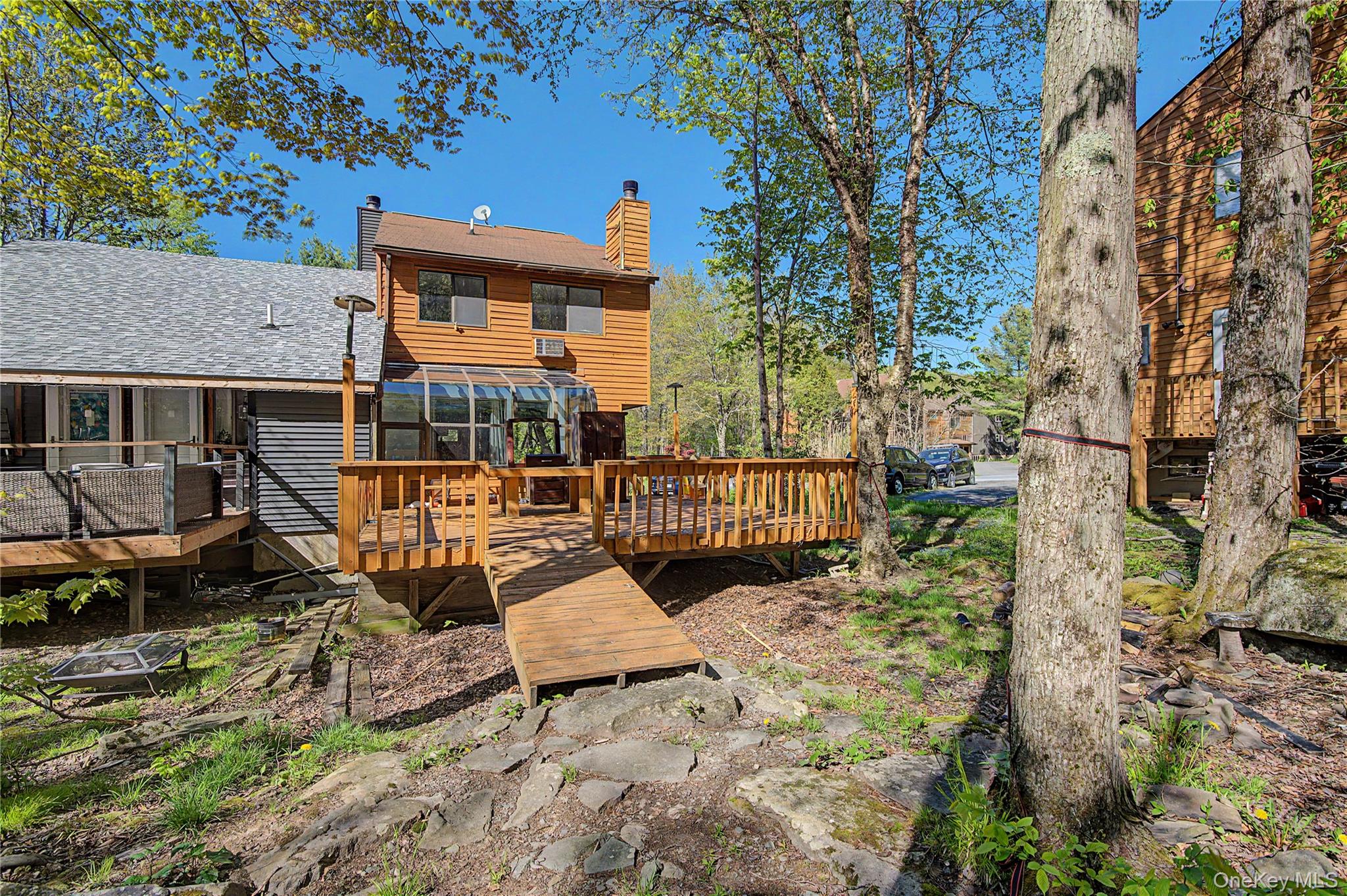 9 Edelweiss Drive Property Photo 2