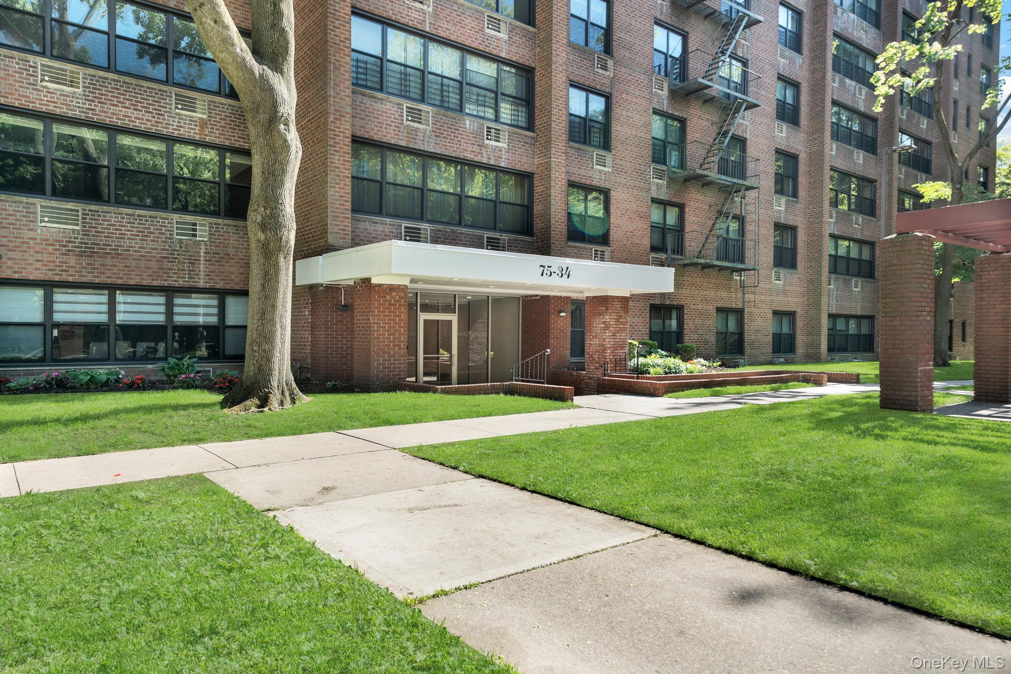 75-34 Bell Boulevard 1e Property Photo 2