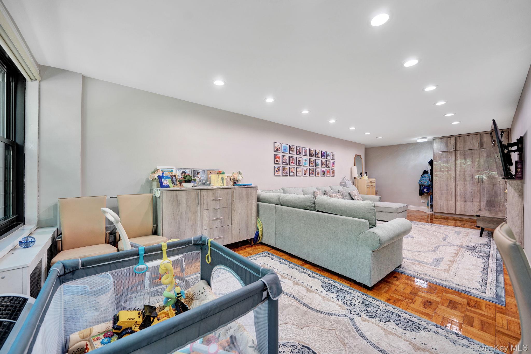 75-34 Bell Boulevard 1e Property Photo 13