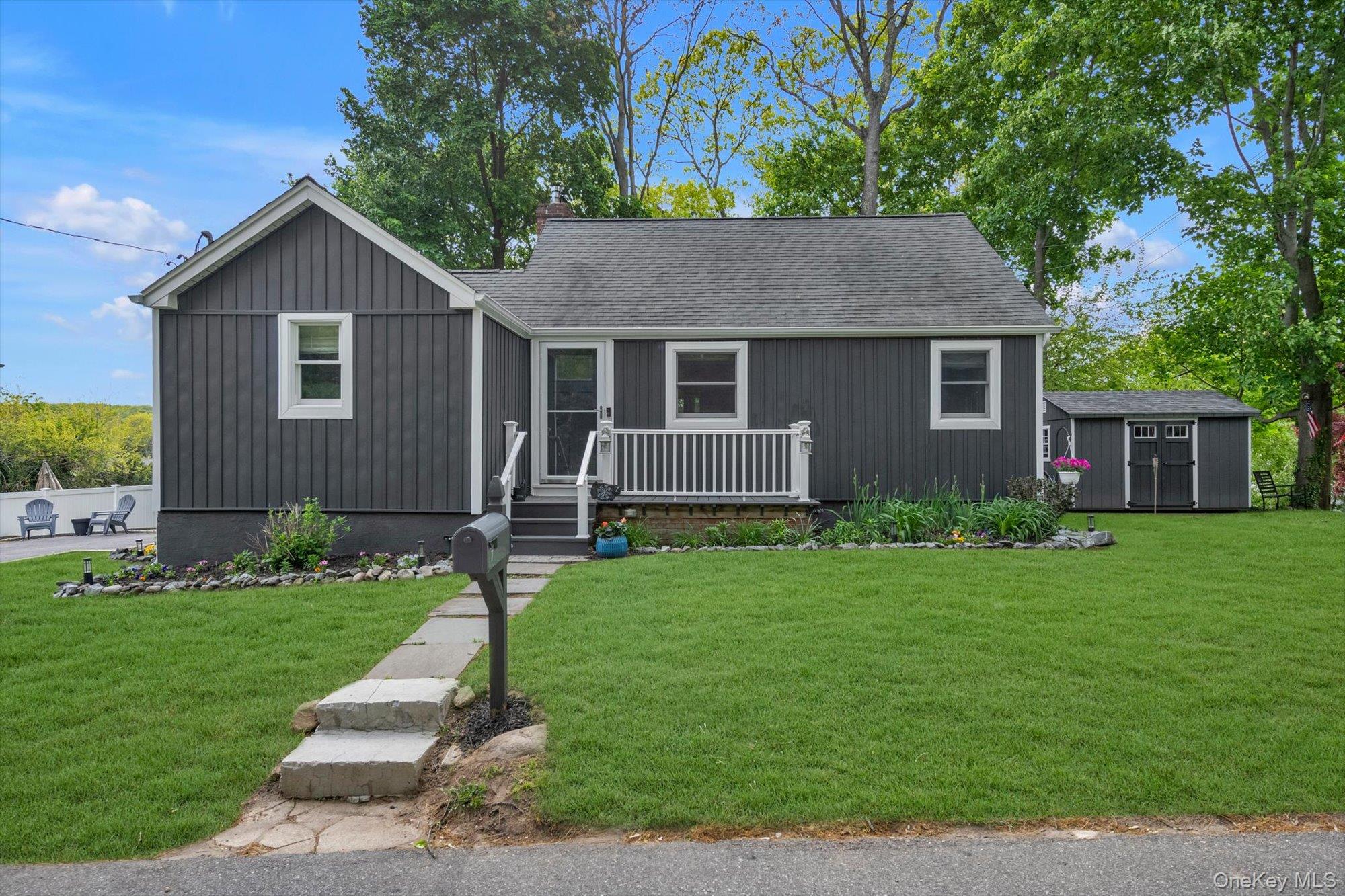 7 Pierson Place Property Photo 1