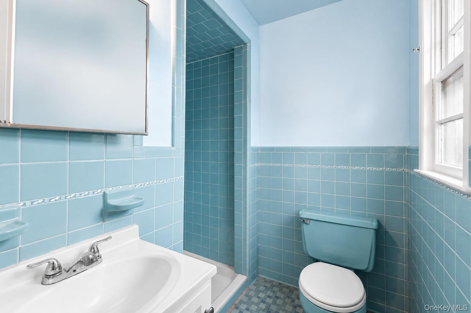 5 Coolidge Street Property Photo 12