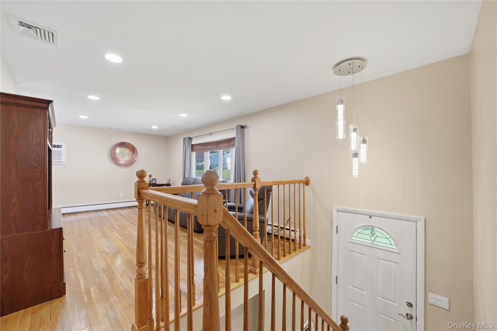 264 Buttonwood Avenue Property Photo 8
