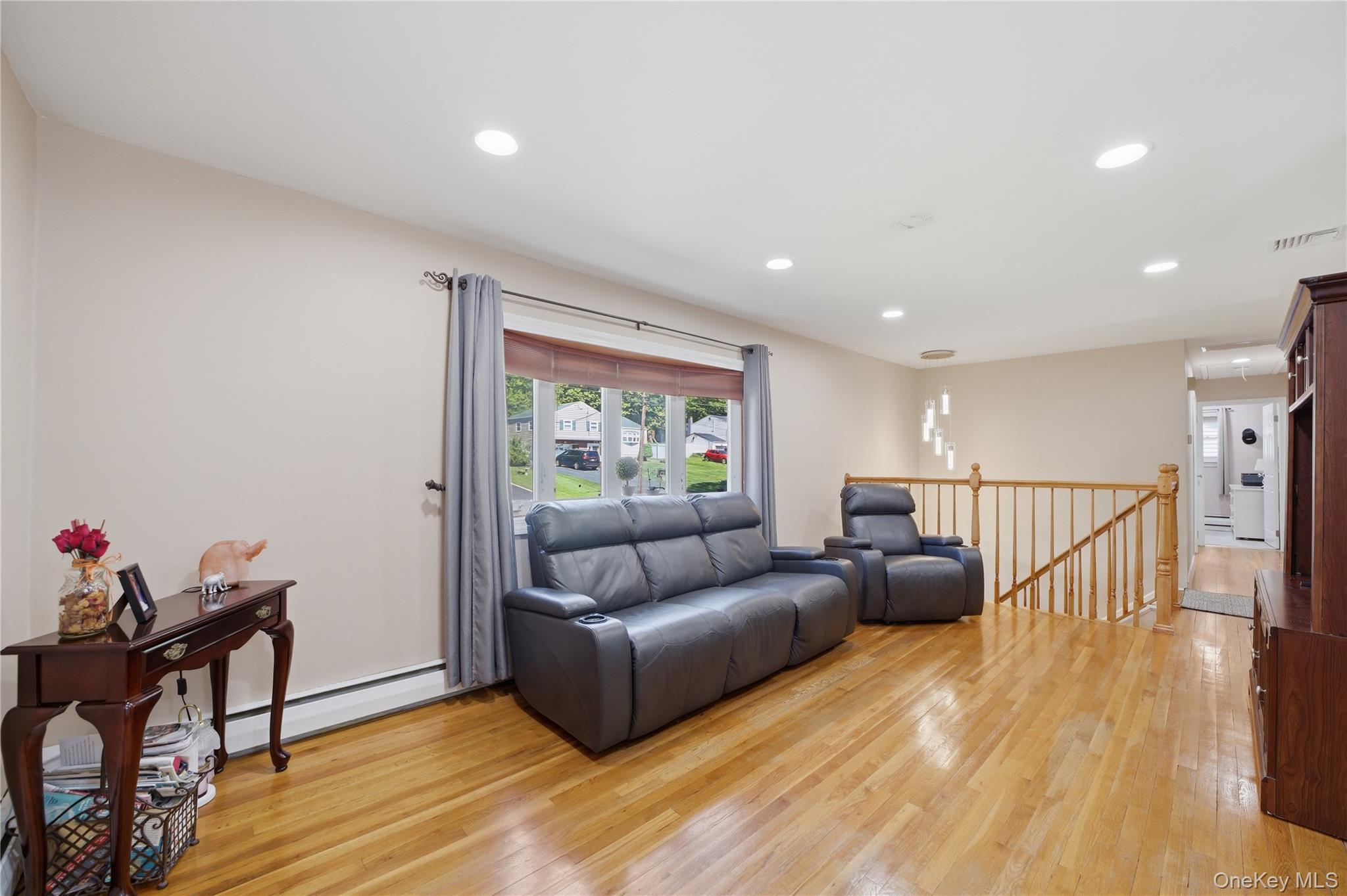 264 Buttonwood Avenue Property Photo 9