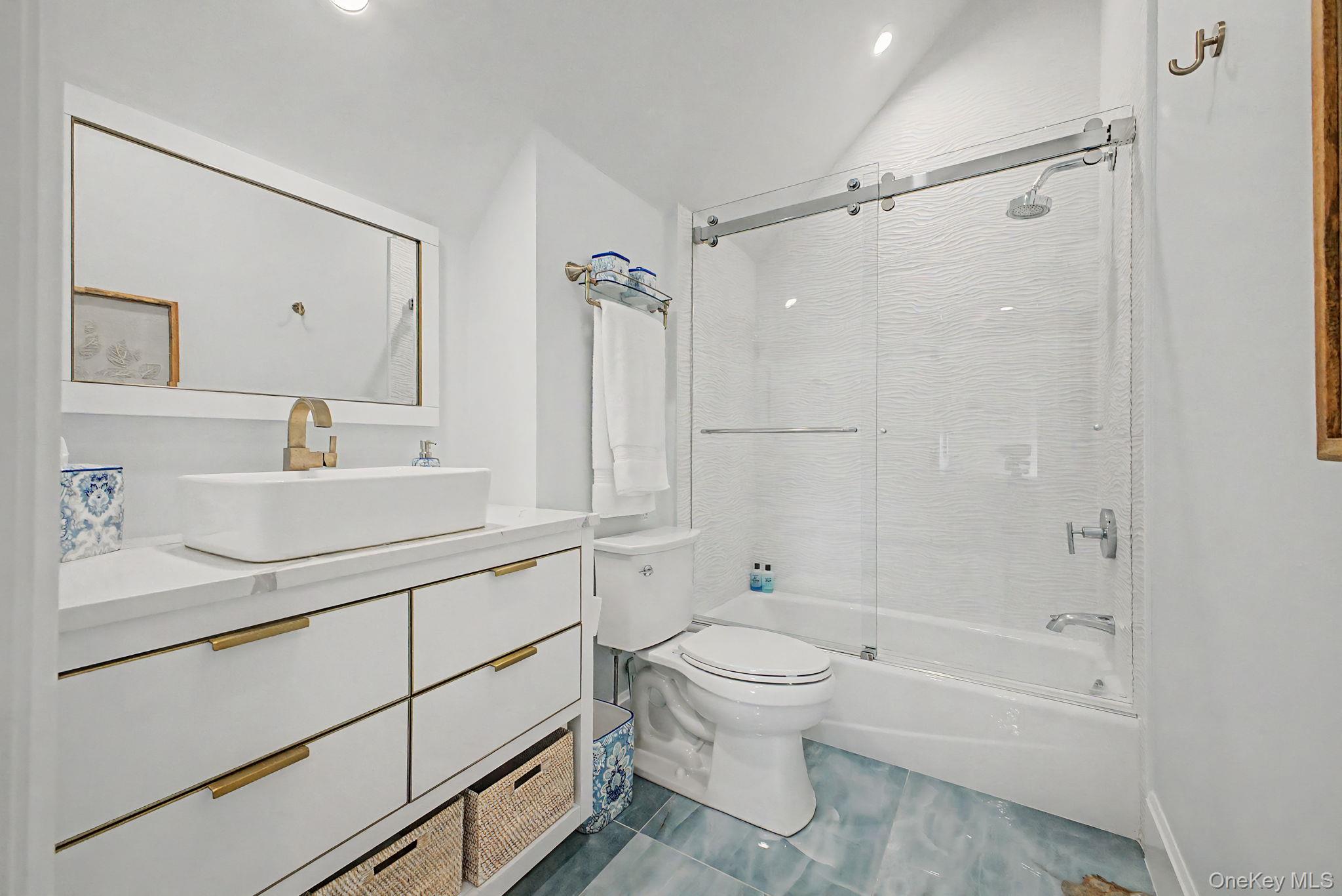 40 Hamilton Drive Property Photo 32