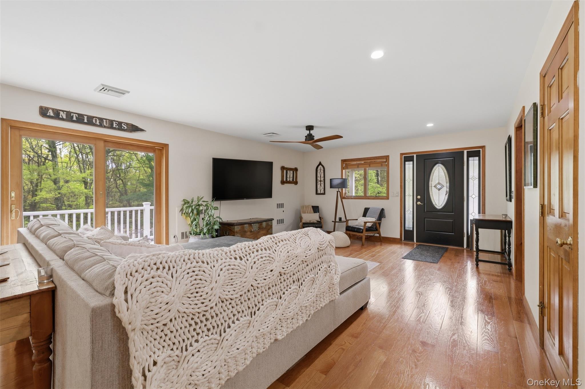 128 Sawmill Road Property Photo 4