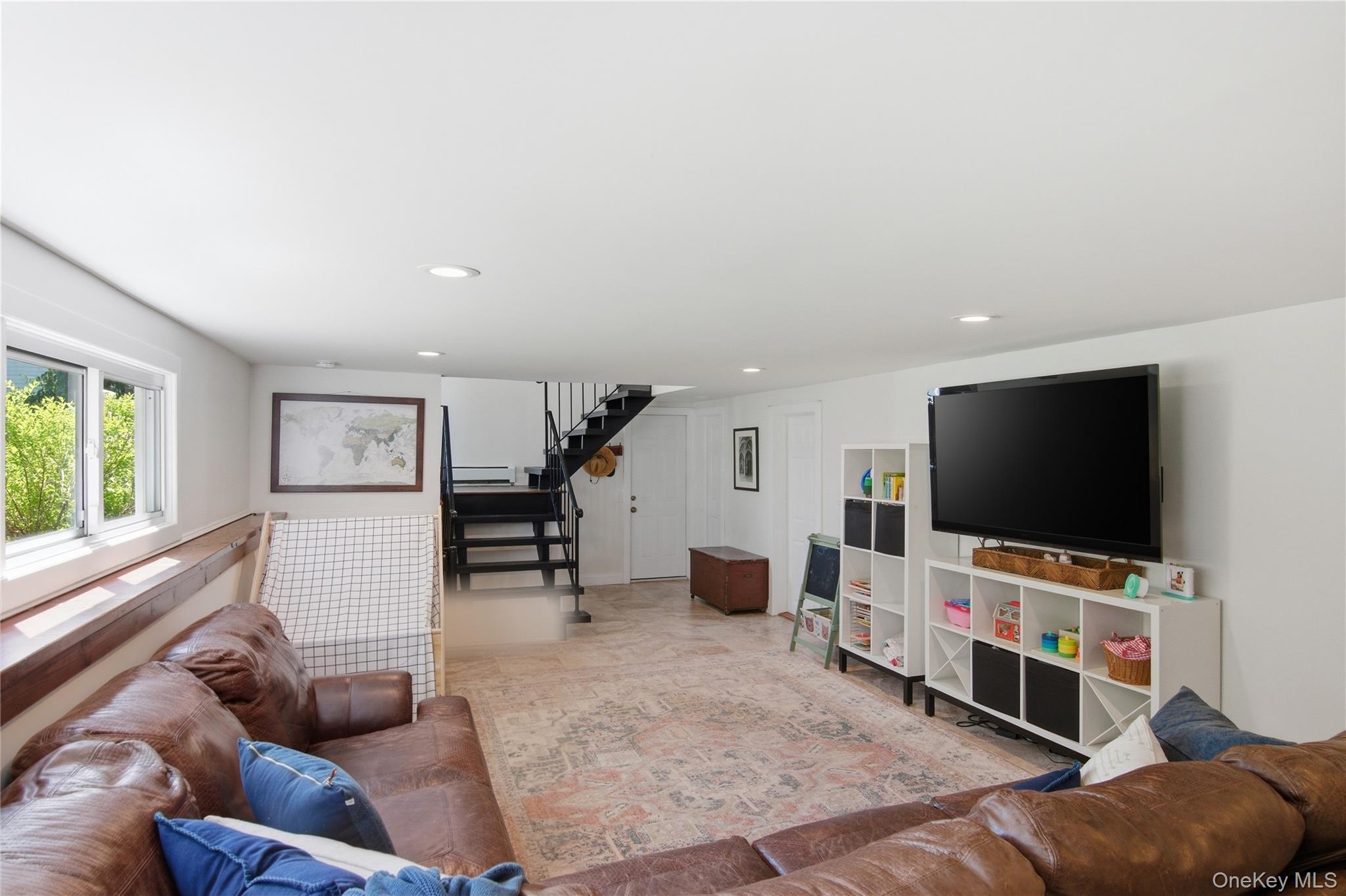 61 Bankside Drive Property Photo 25