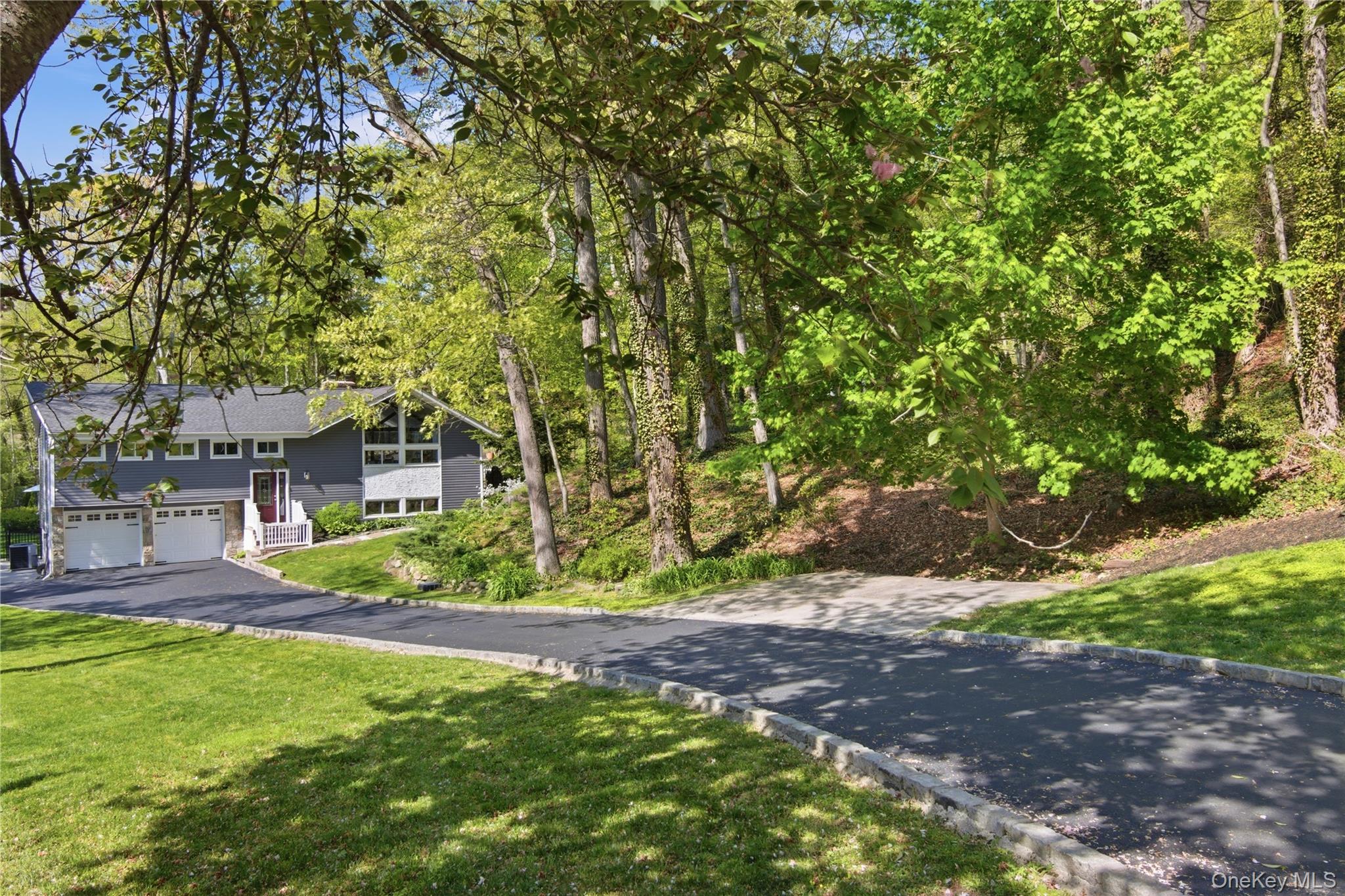 61 Bankside Drive Property Photo 38