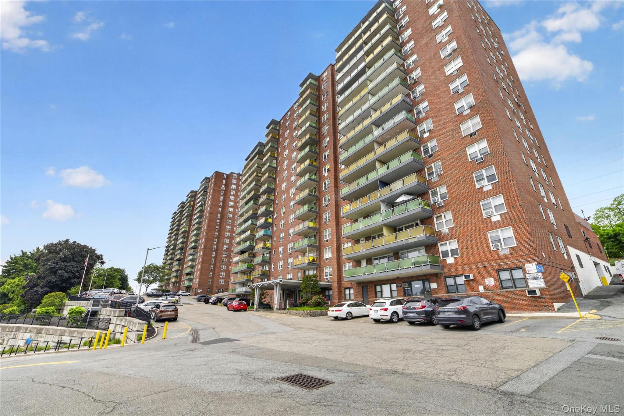 1853 Central Park Ave 7m Property Photo 2