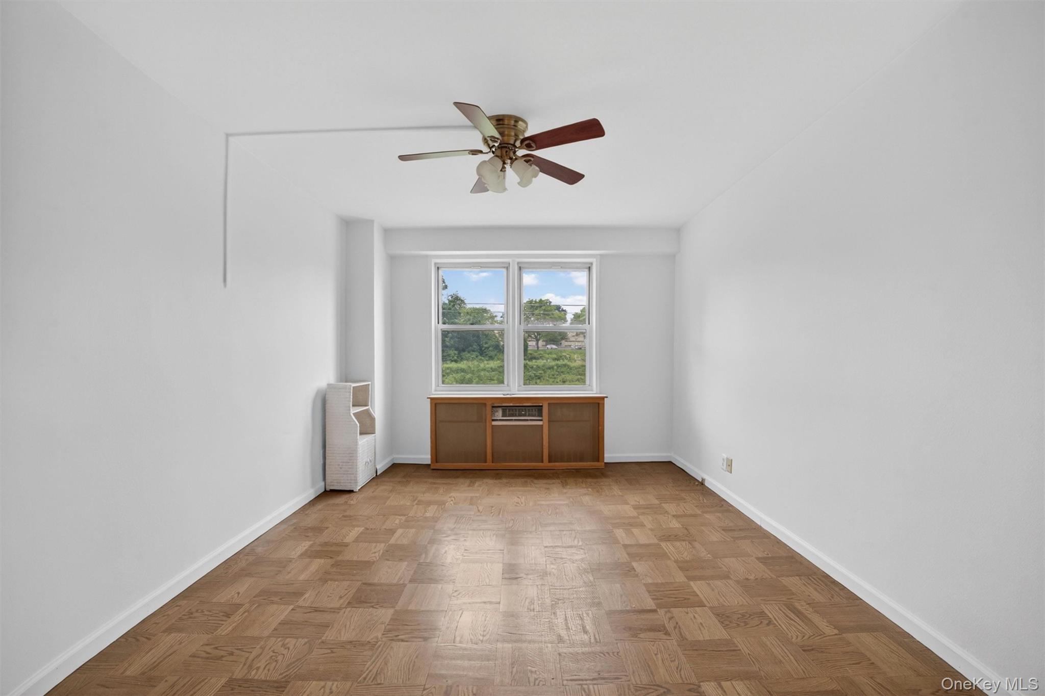 1853 Central Park Ave 7m Property Photo 19