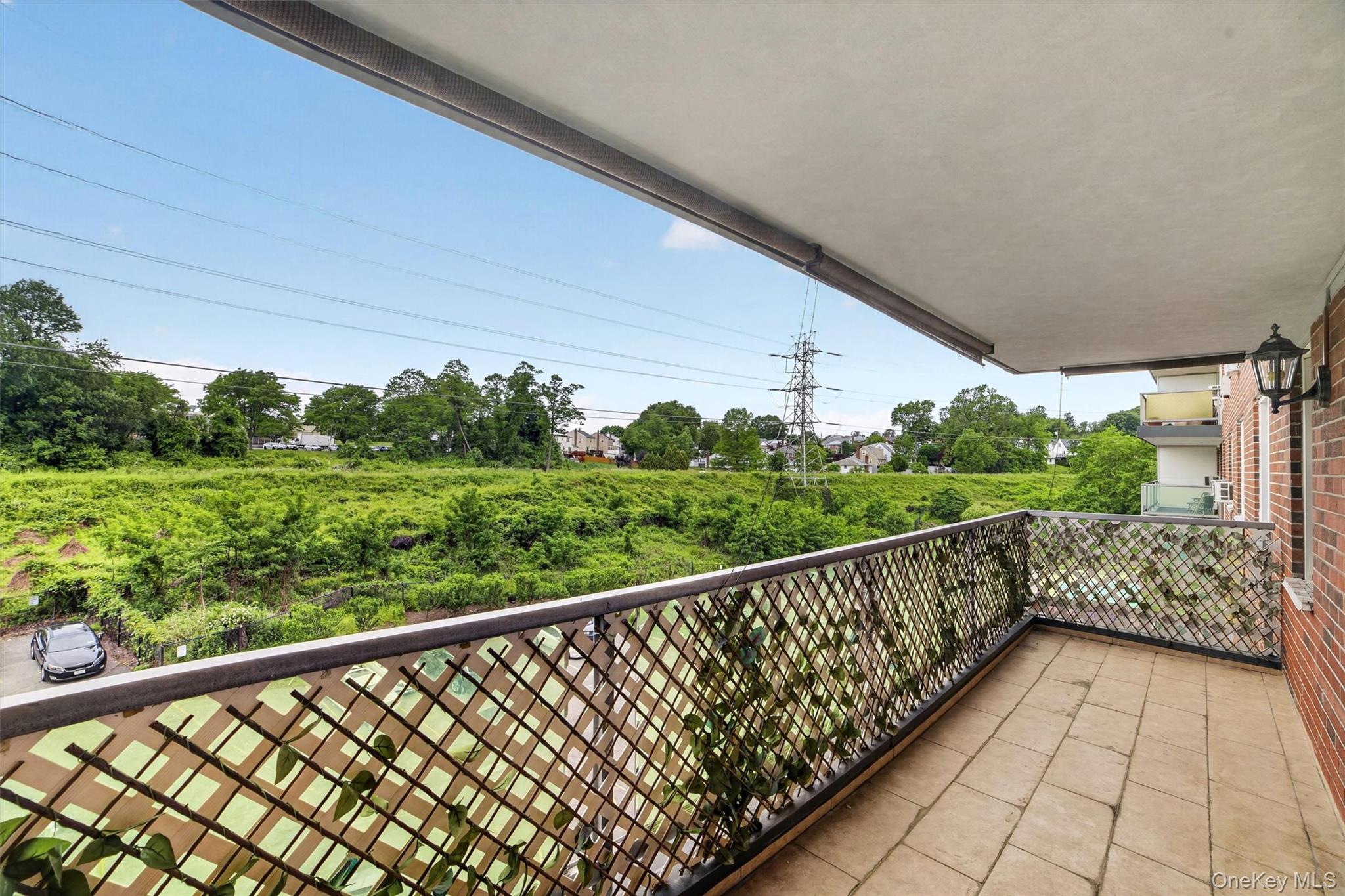 1853 Central Park Ave 7m Property Photo 22