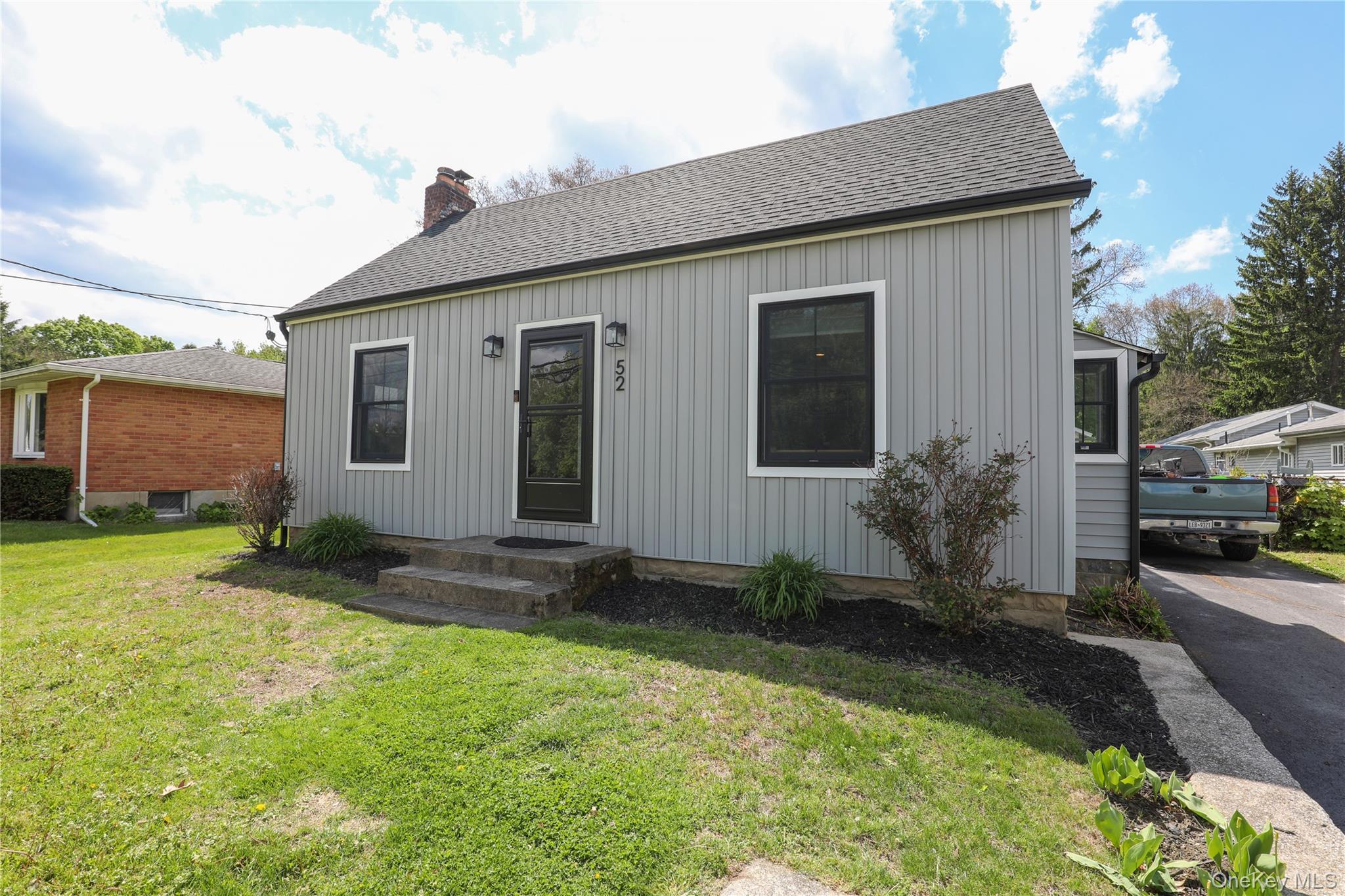 52 Phillips Avenue Property Photo 1