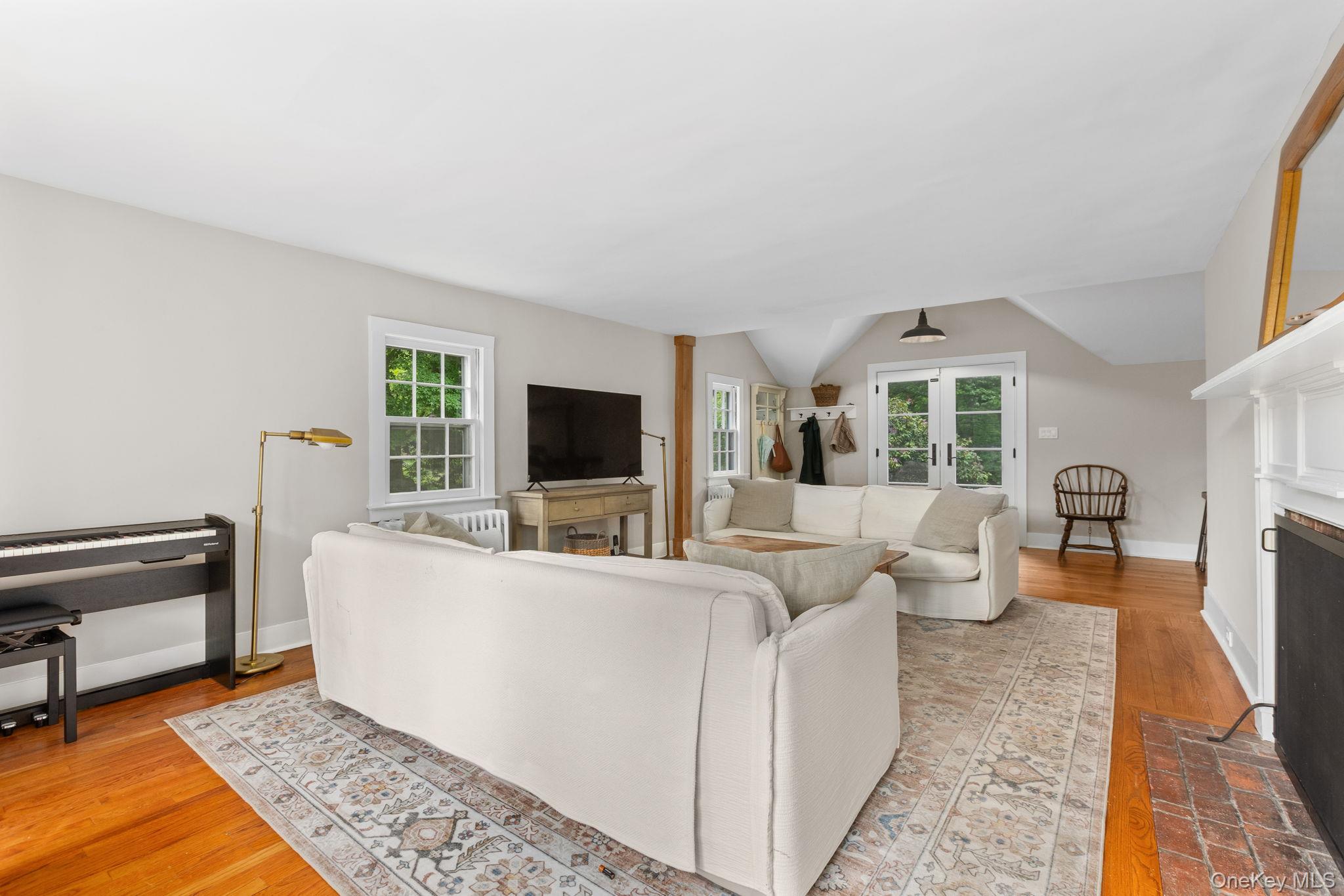 23 Pound Ridge Road Property Photo 6