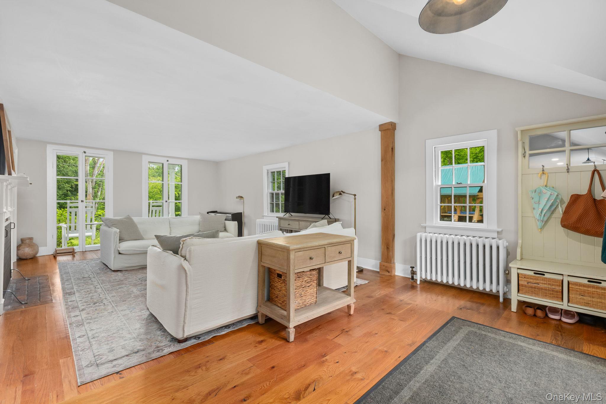 23 Pound Ridge Road Property Photo 9