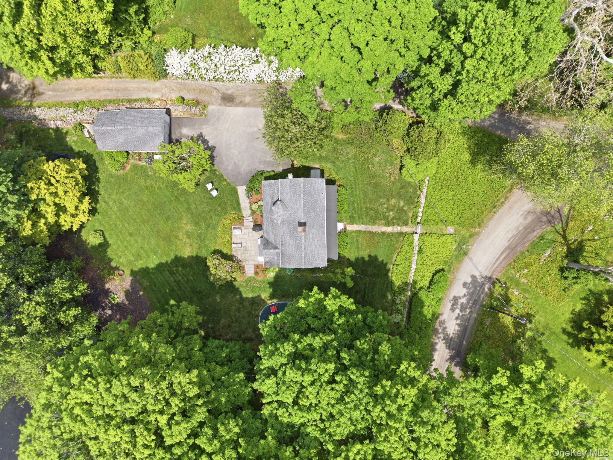 23 Pound Ridge Road Property Photo 33
