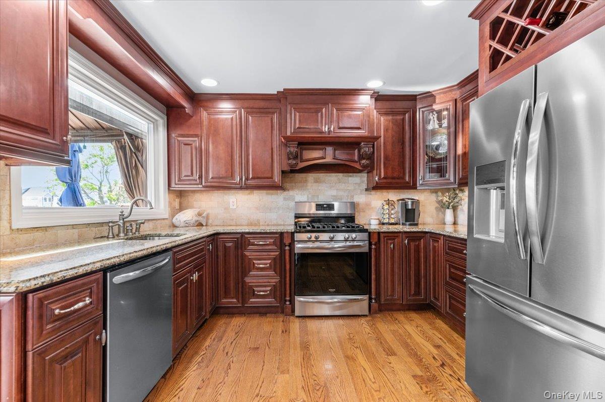 2968 Islip Court Property Photo 10