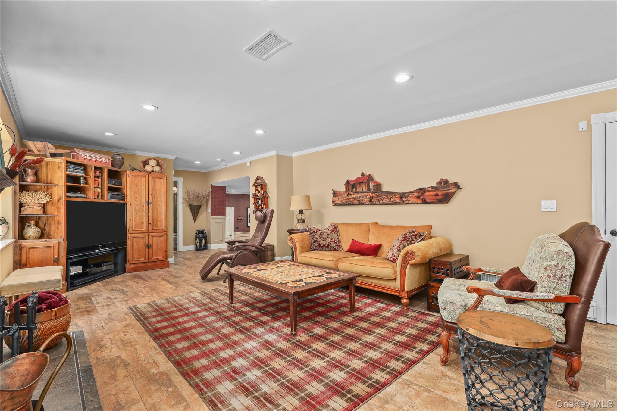41 Lincoln Avenue Property Photo 11