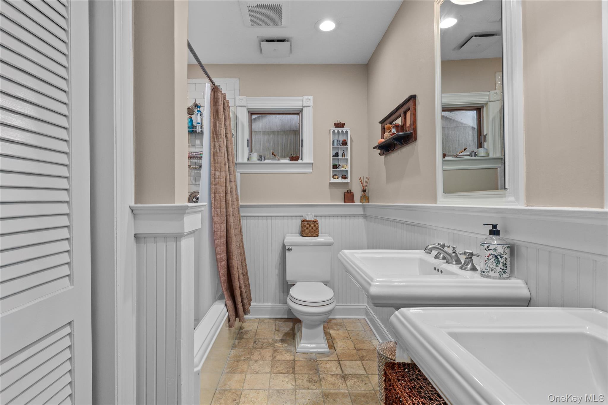 41 Lincoln Avenue Property Photo 27