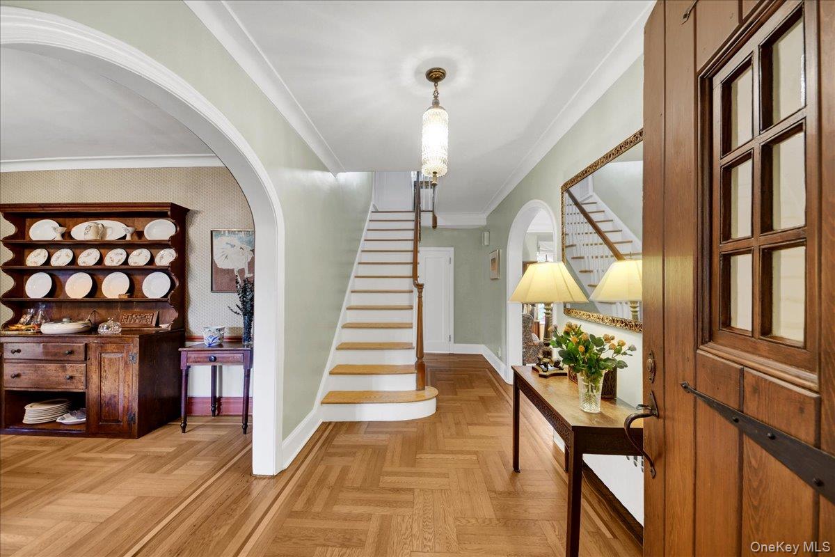 184 Commonwealth Avenue Property Photo 3