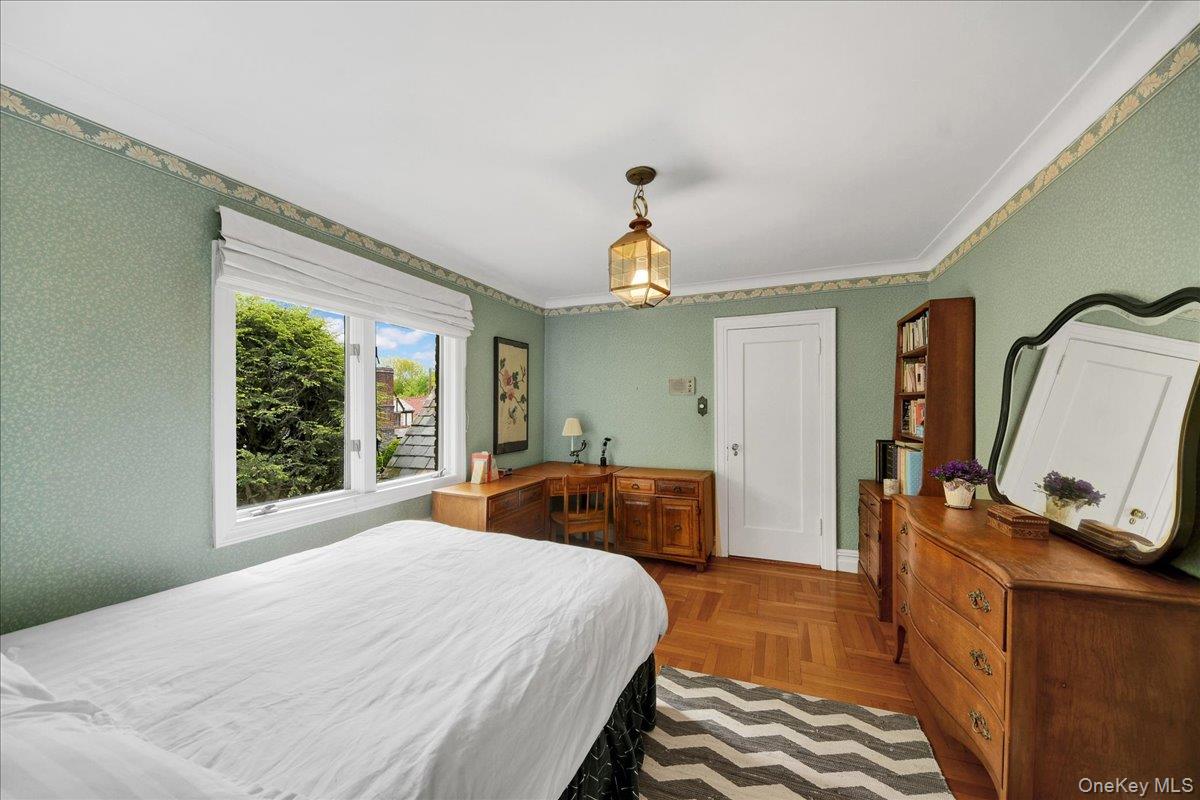 184 Commonwealth Avenue Property Photo 24