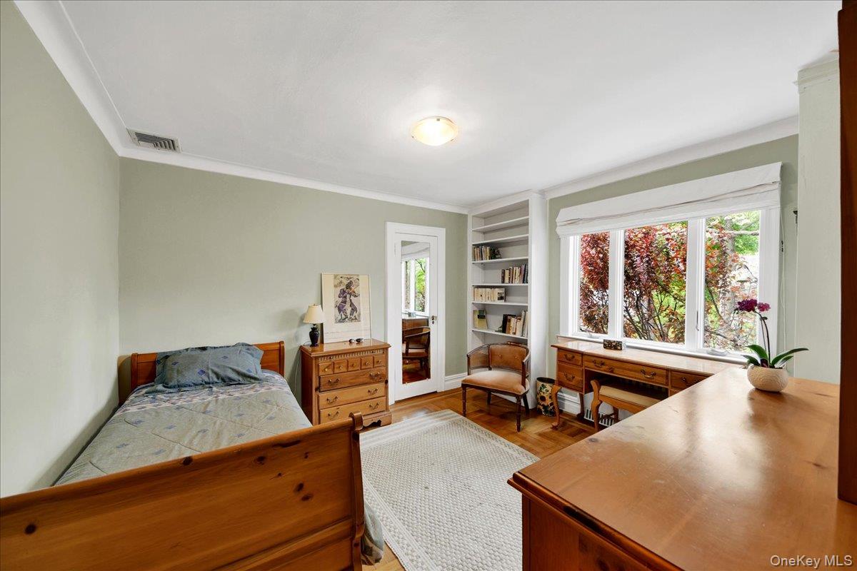 184 Commonwealth Avenue Property Photo 27