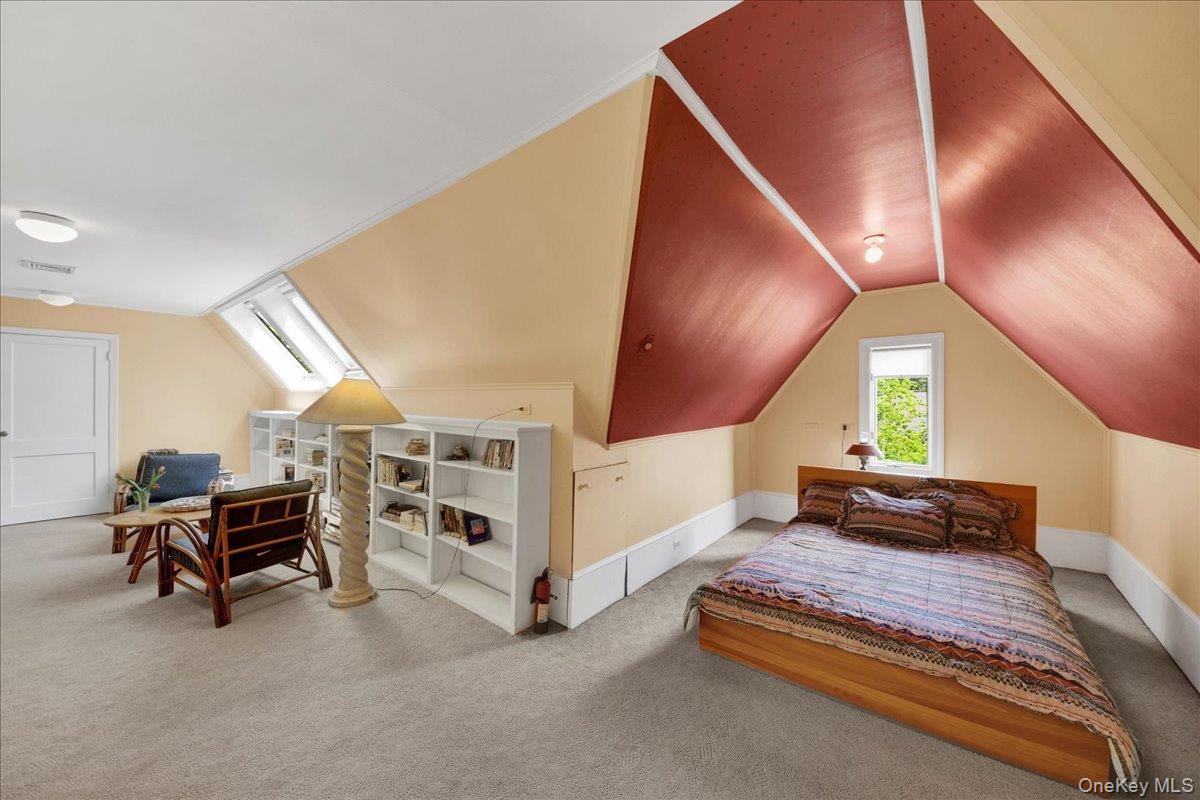 184 Commonwealth Avenue Property Photo 29