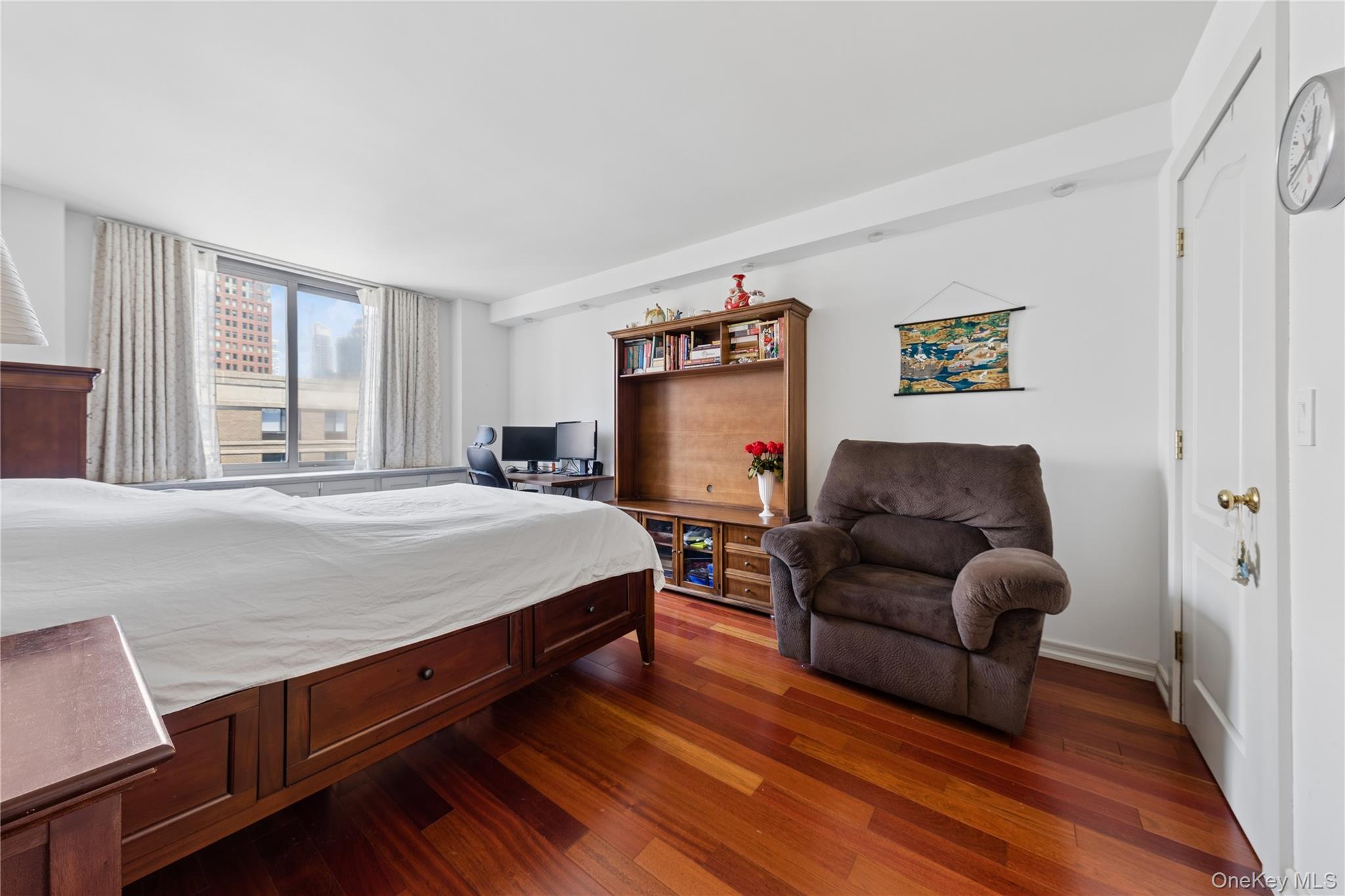 2 S End Avenue 9c Property Photo 6