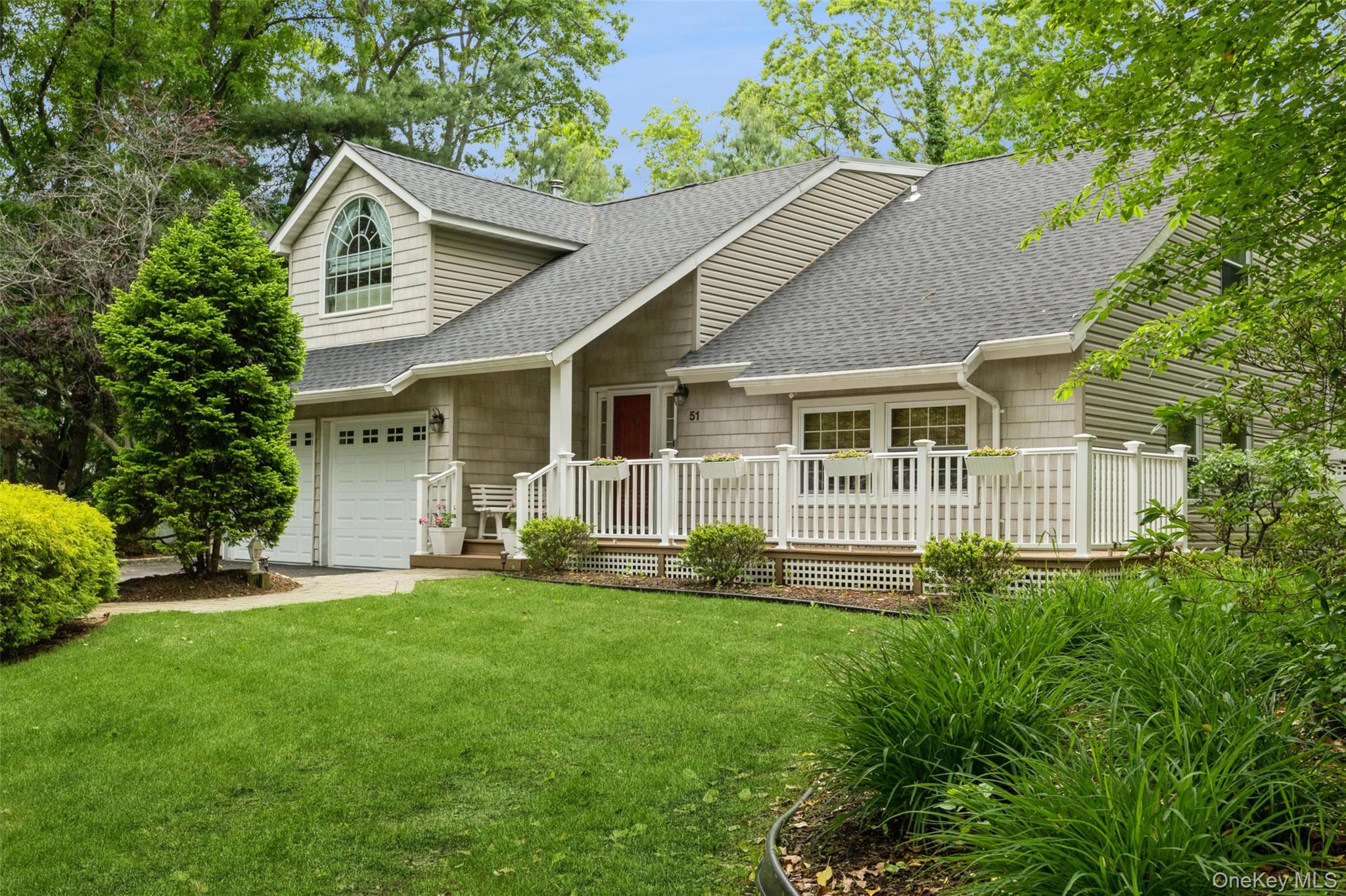 51 Chelsea Drive Property Photo 1