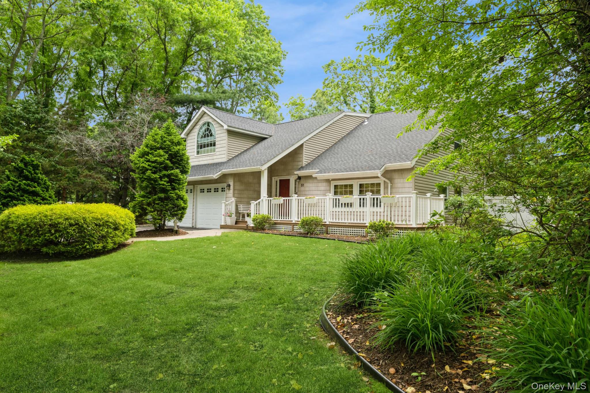 51 Chelsea Drive Property Photo 3