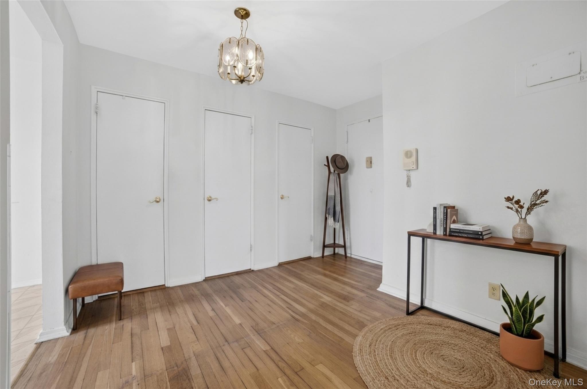 1304 Midland Avenue C78 Property Photo 4