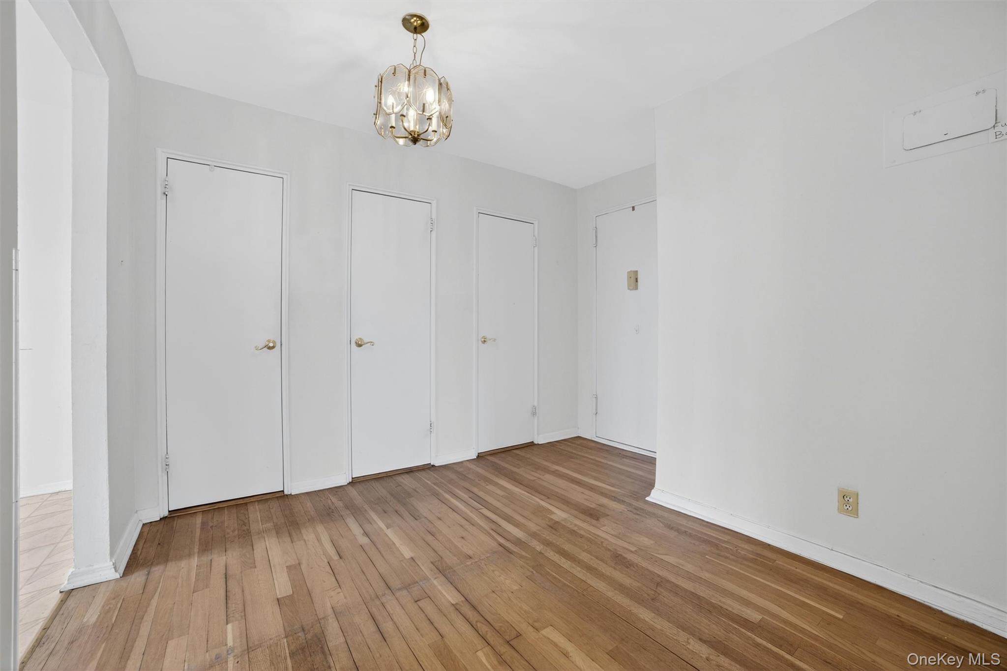 1304 Midland Avenue C78 Property Photo 5