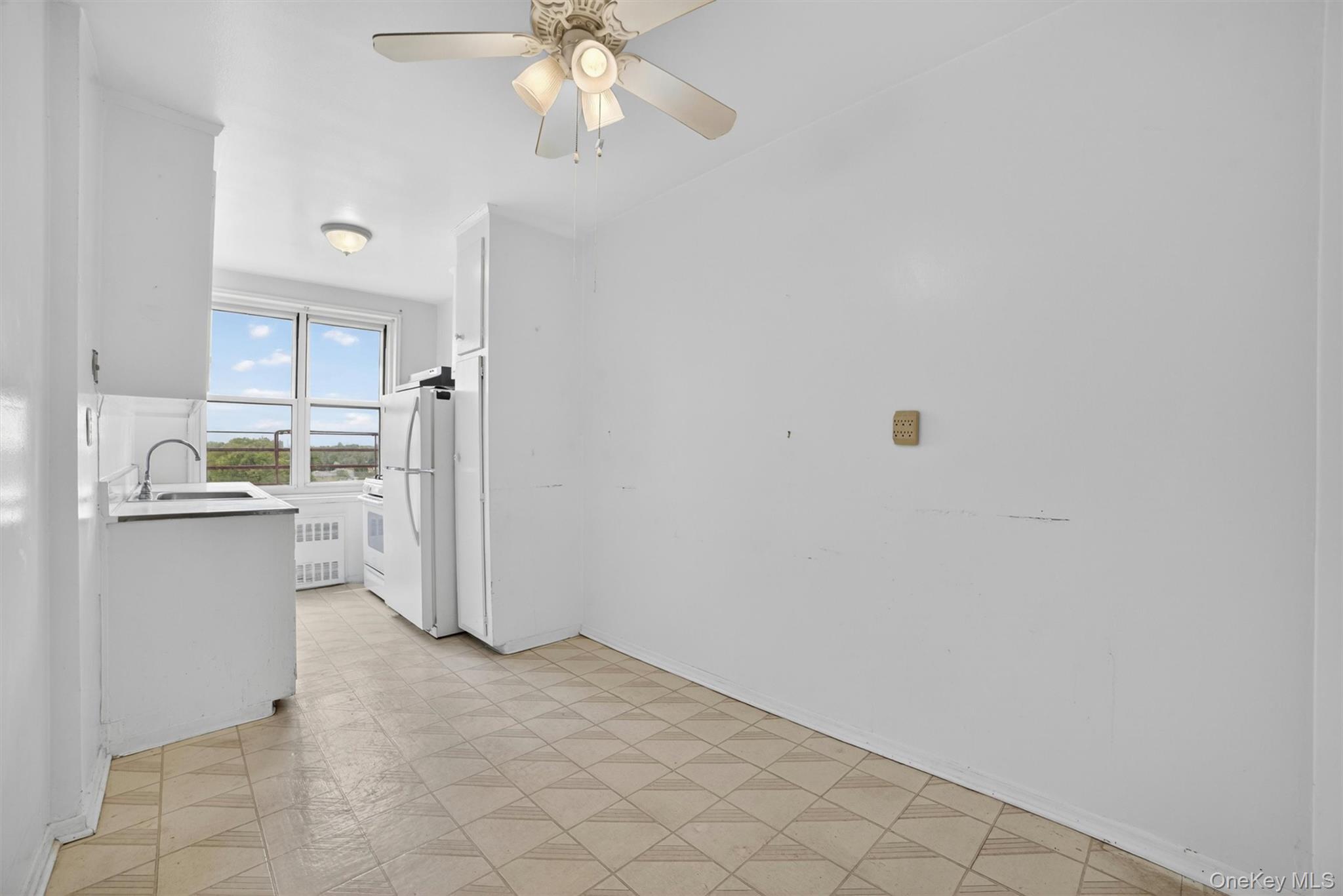 1304 Midland Avenue C78 Property Photo 17