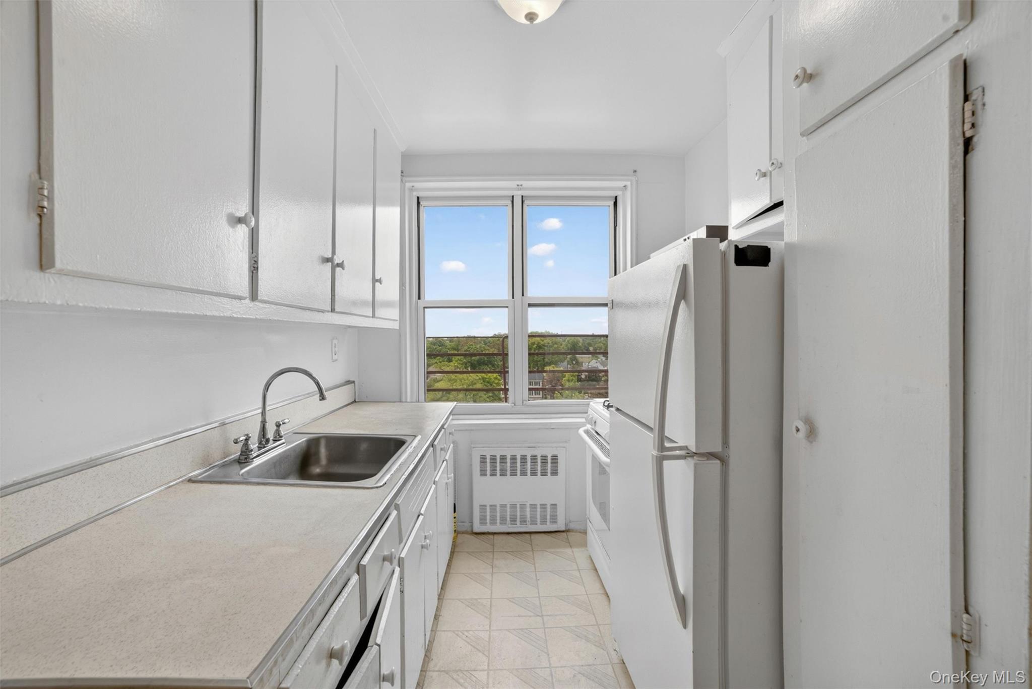 1304 Midland Avenue C78 Property Photo 19