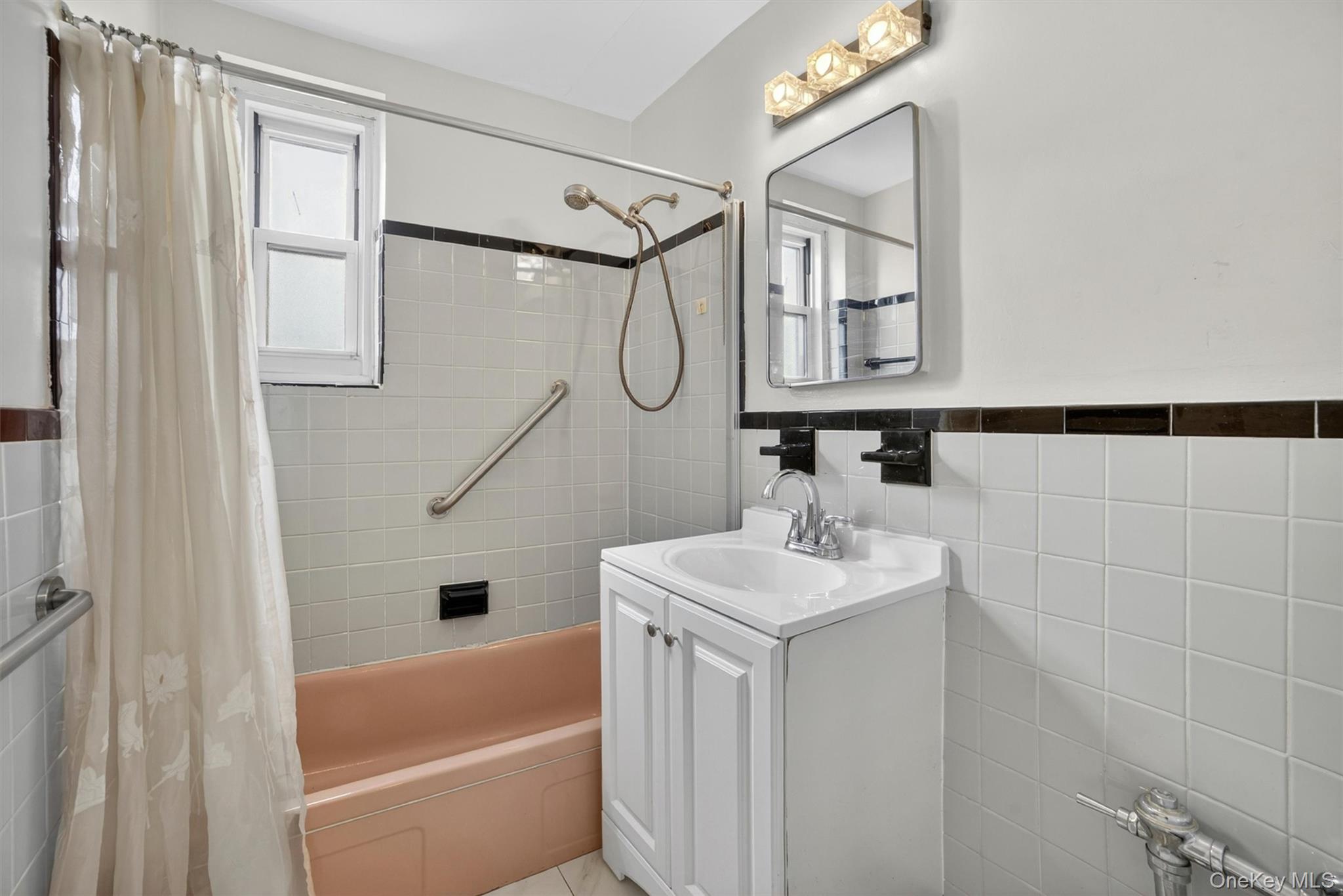 1304 Midland Avenue C78 Property Photo 26