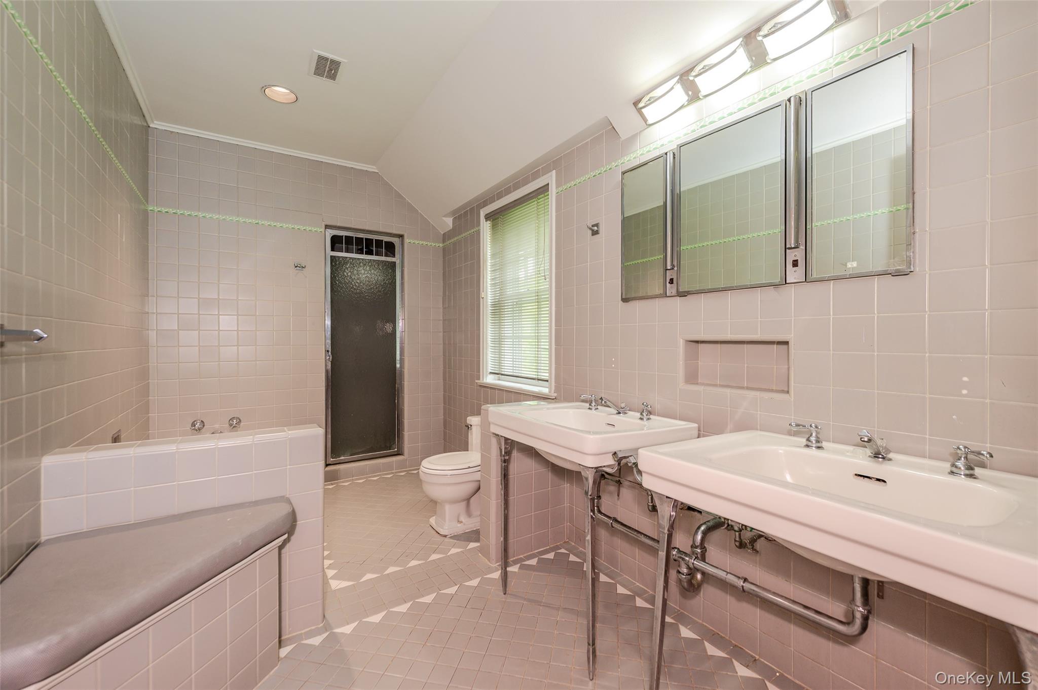 111 Clent Road Property Photo 26