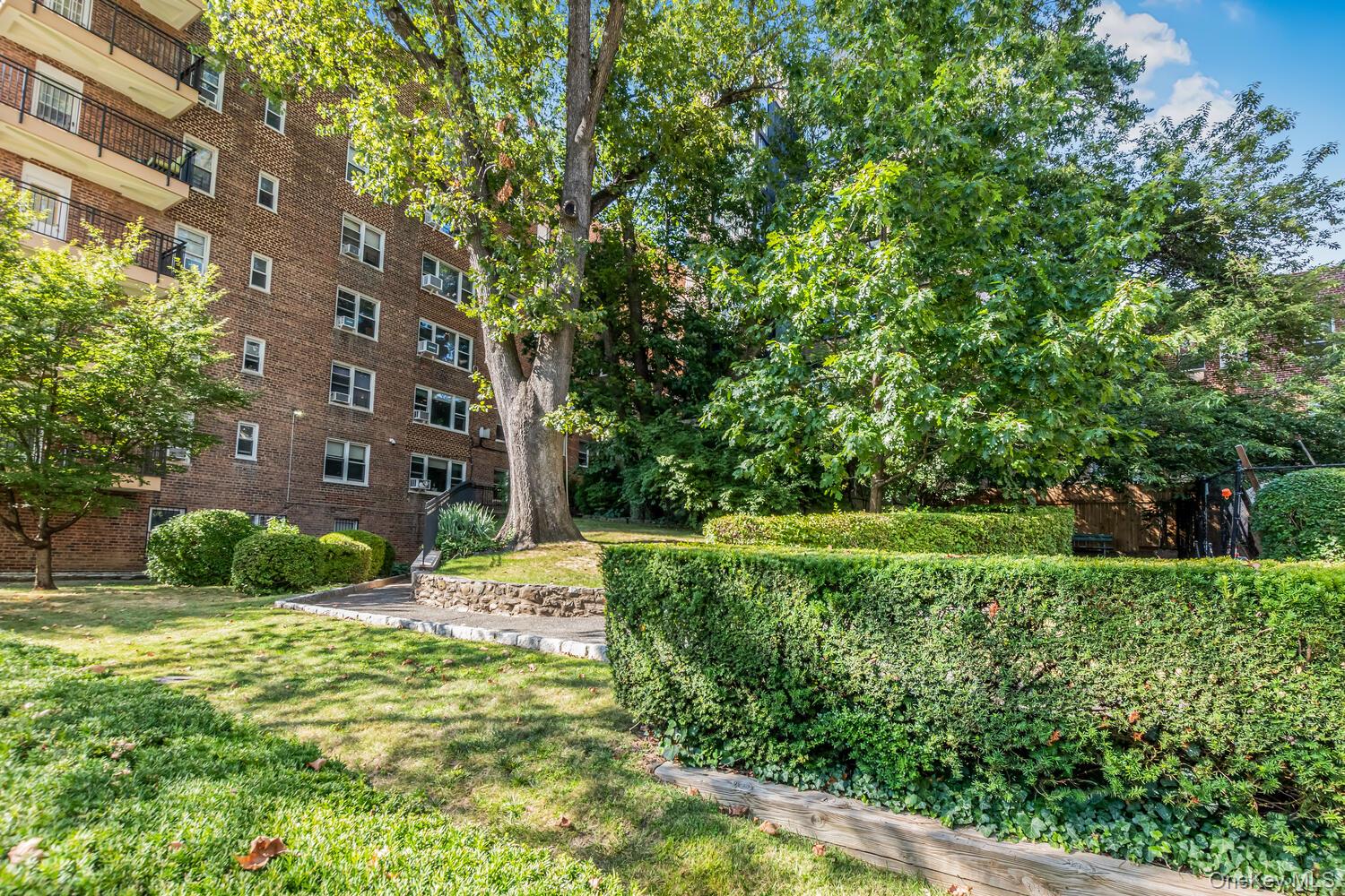 3720 Independence Avenue 3d Property Photo 10