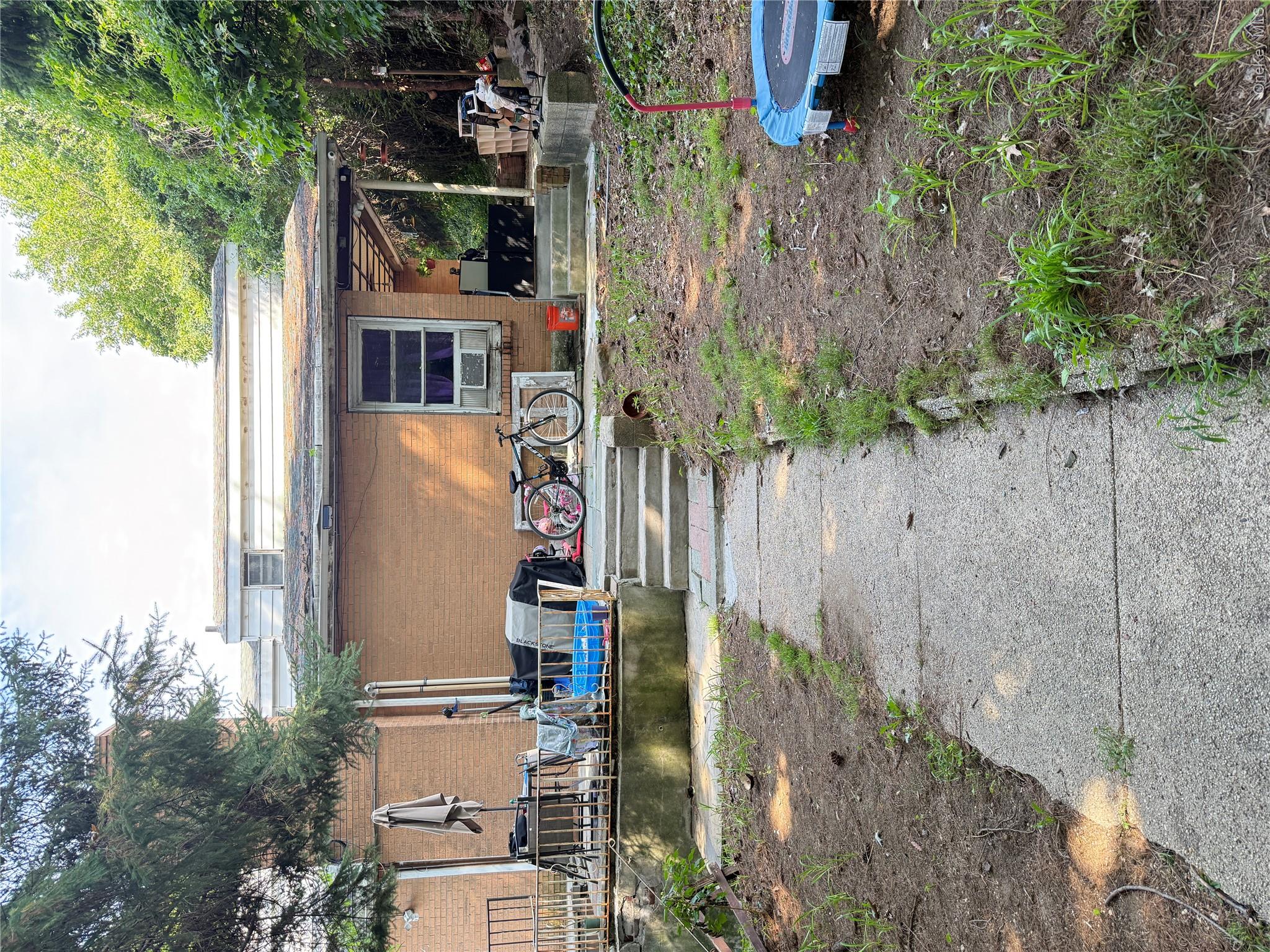 94 William Street Property Photo 14
