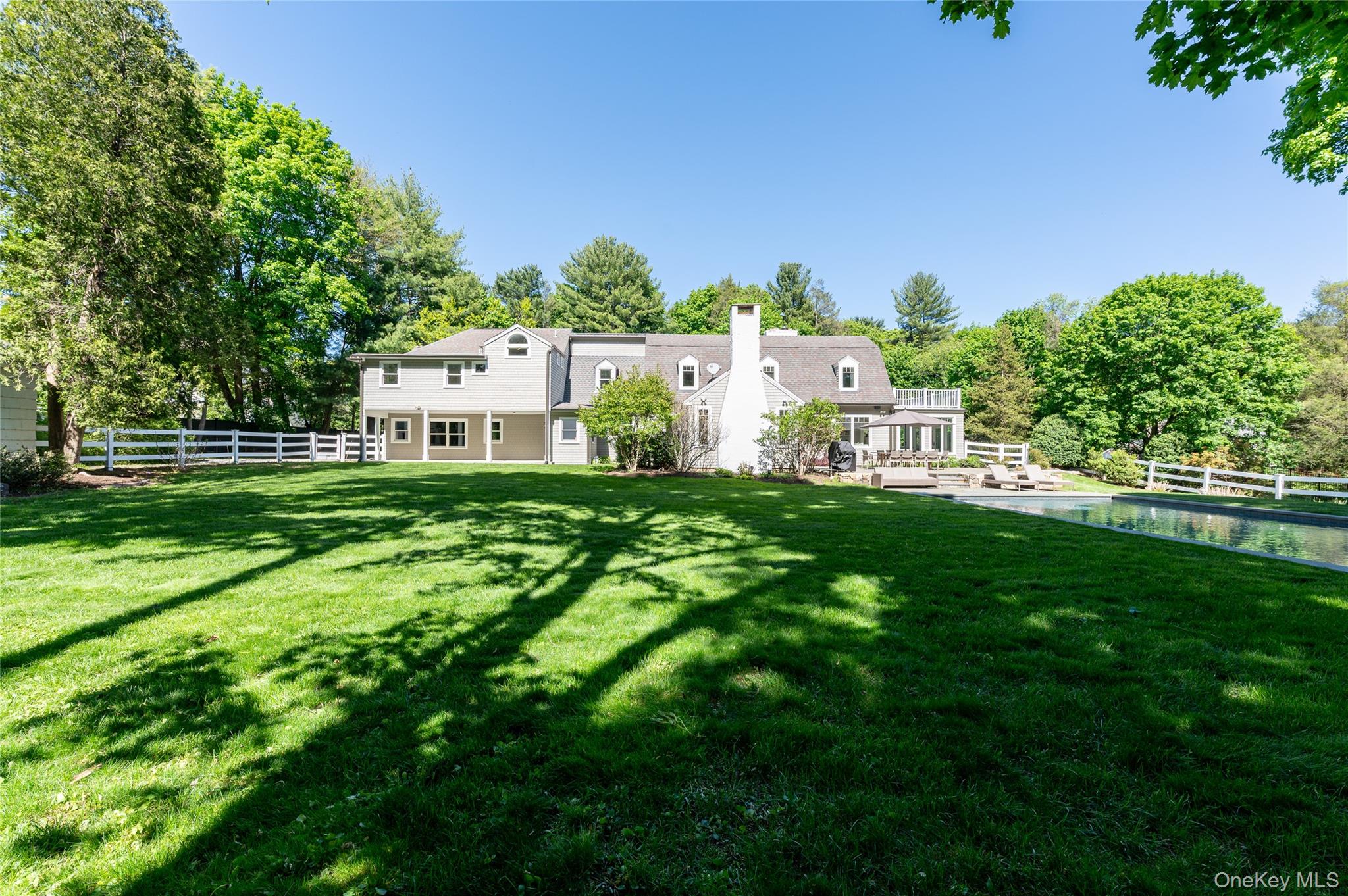 469 Taconic Road Property Photo 6