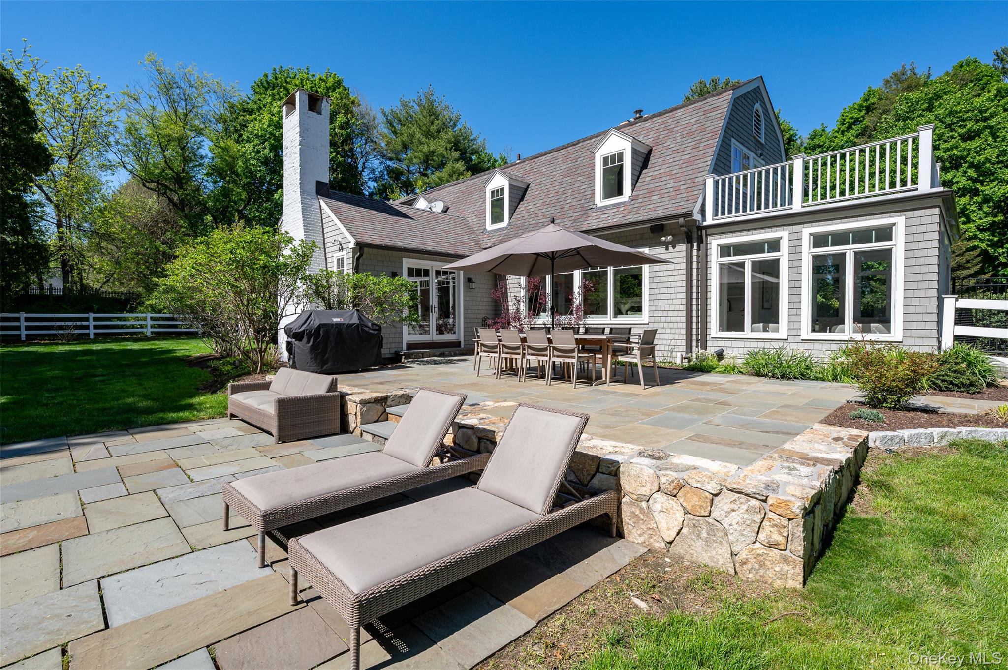 469 Taconic Road Property Photo 8