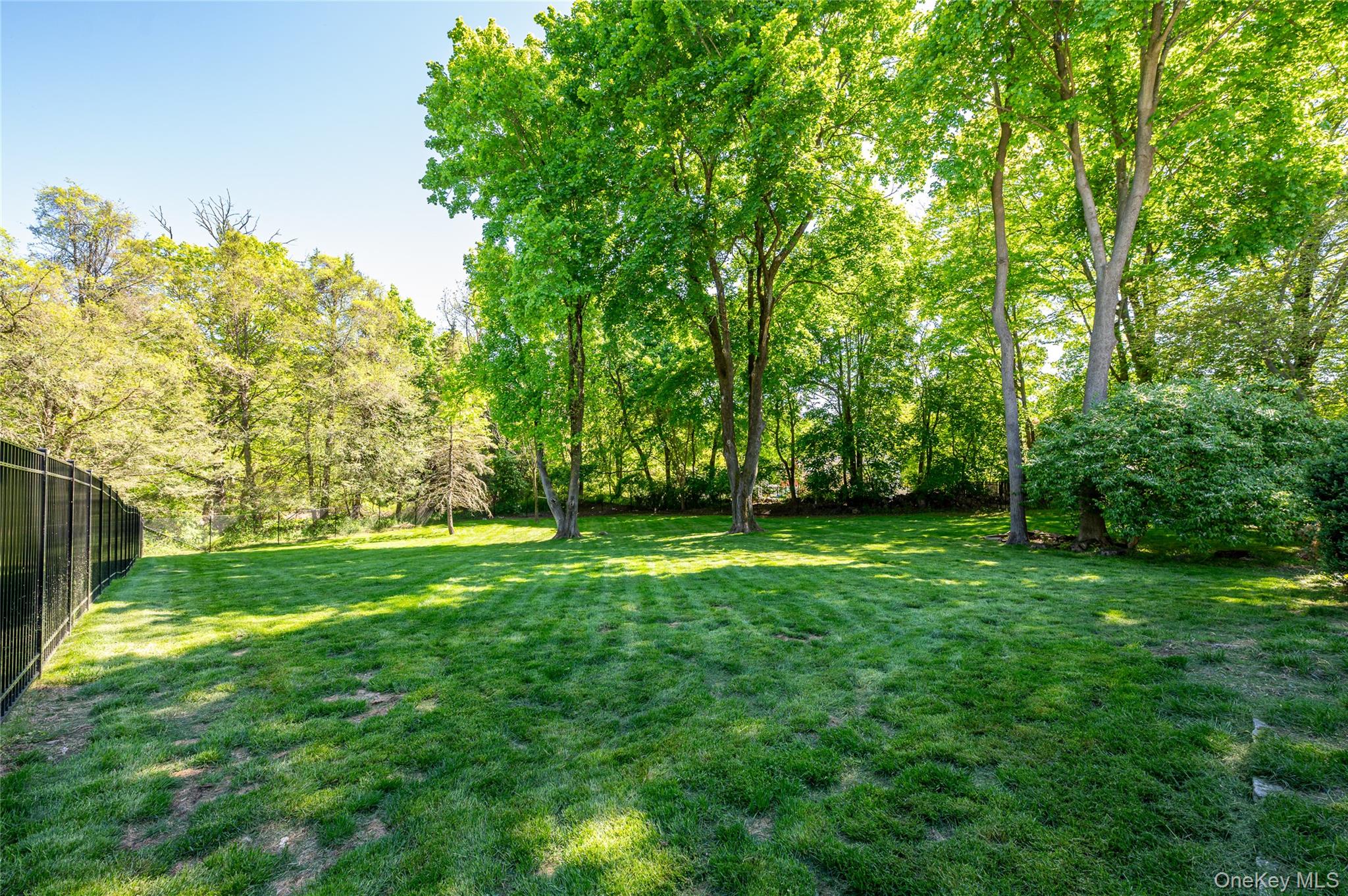 469 Taconic Road Property Photo 11