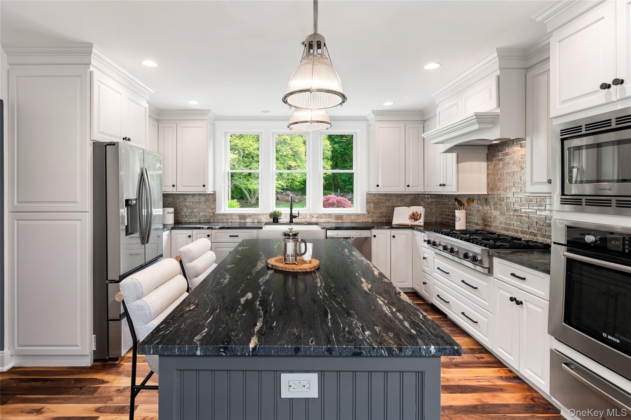 469 Taconic Road Property Photo 16
