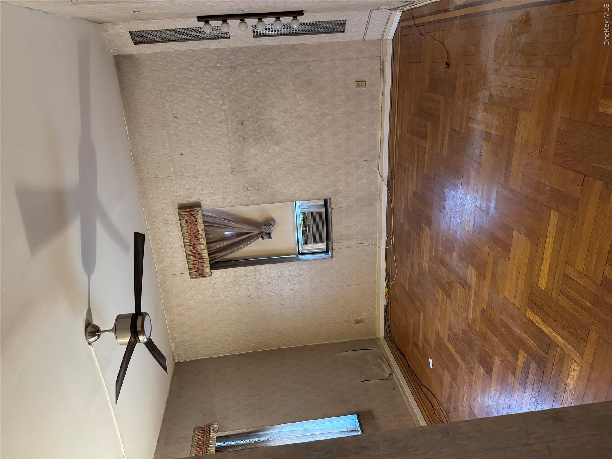 2922 Barnes Avenue 5f Property Photo 9