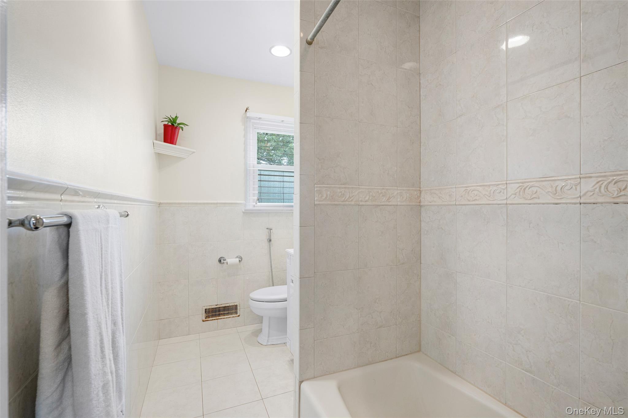 5 Oakridge Road Property Photo 16