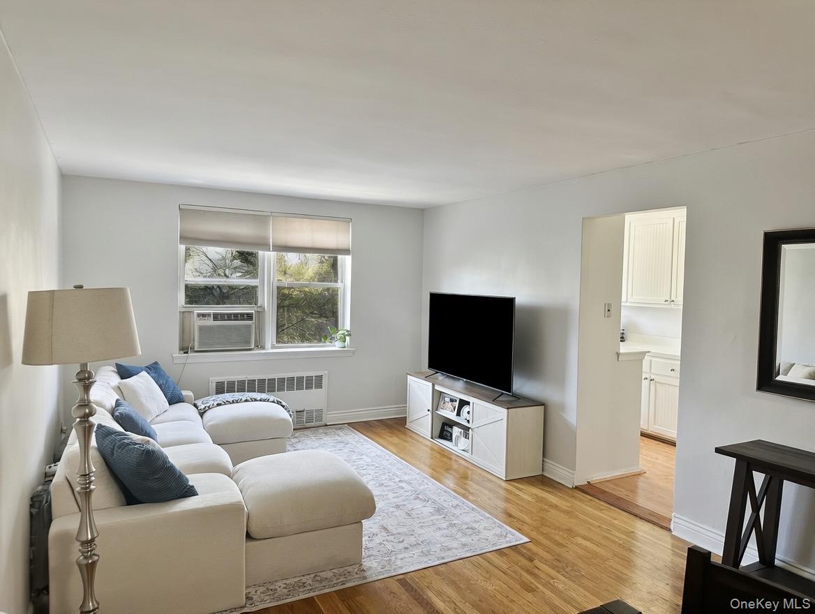 4295 Webster Avenue 4a Property Photo 1