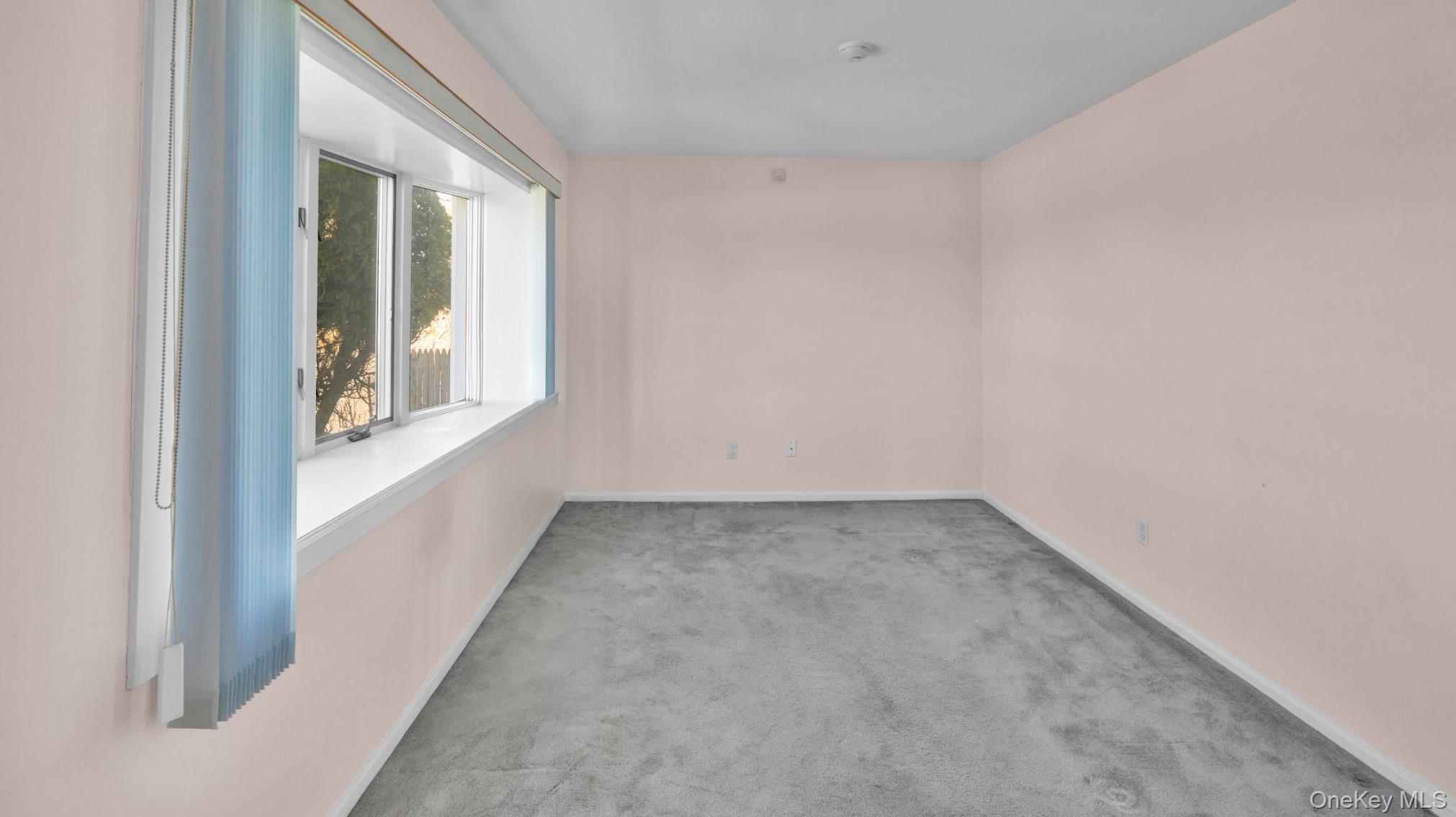 55 William Floyd Parkway Property Photo 6