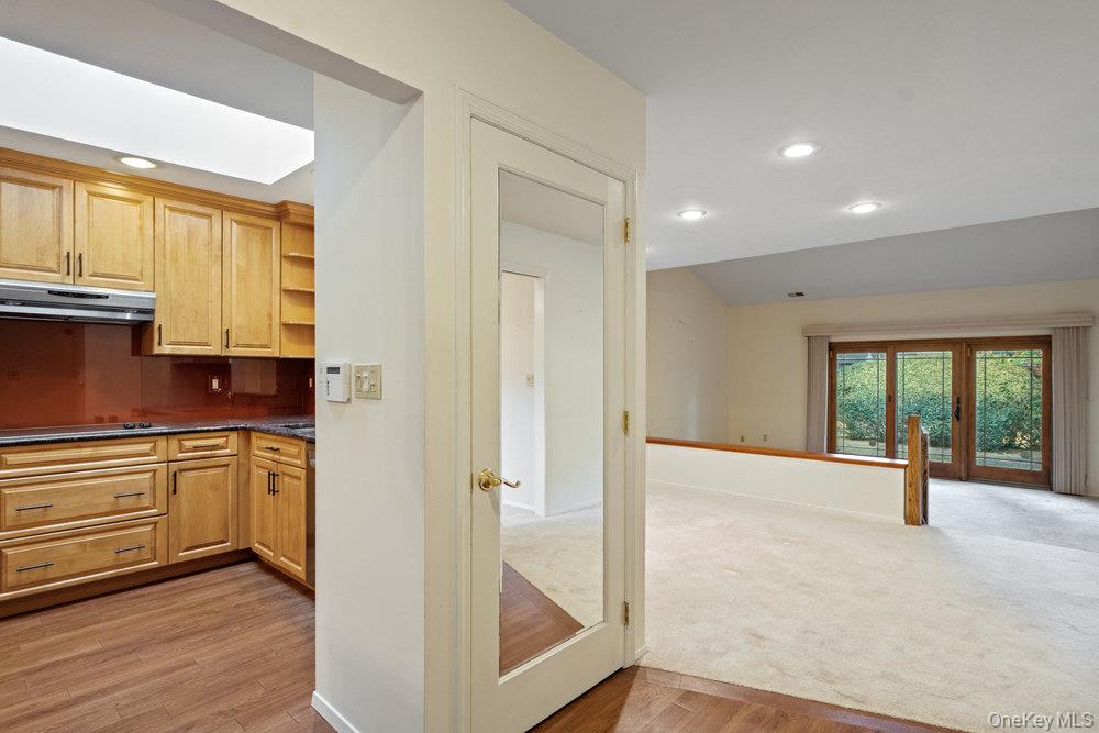 118 Estate Drive Property Photo 4
