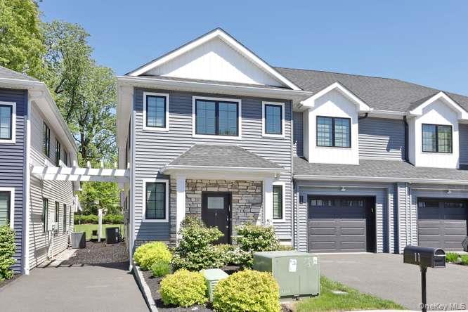 11 Silverwood Circle Property Photo 1