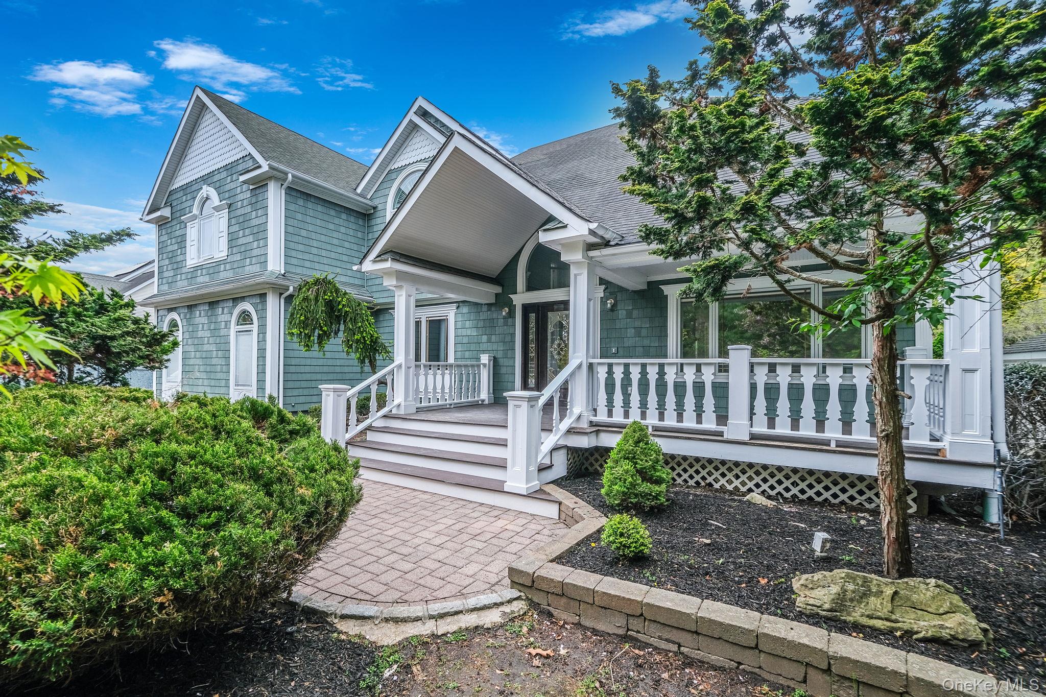 6 Robert Court Property Photo 1