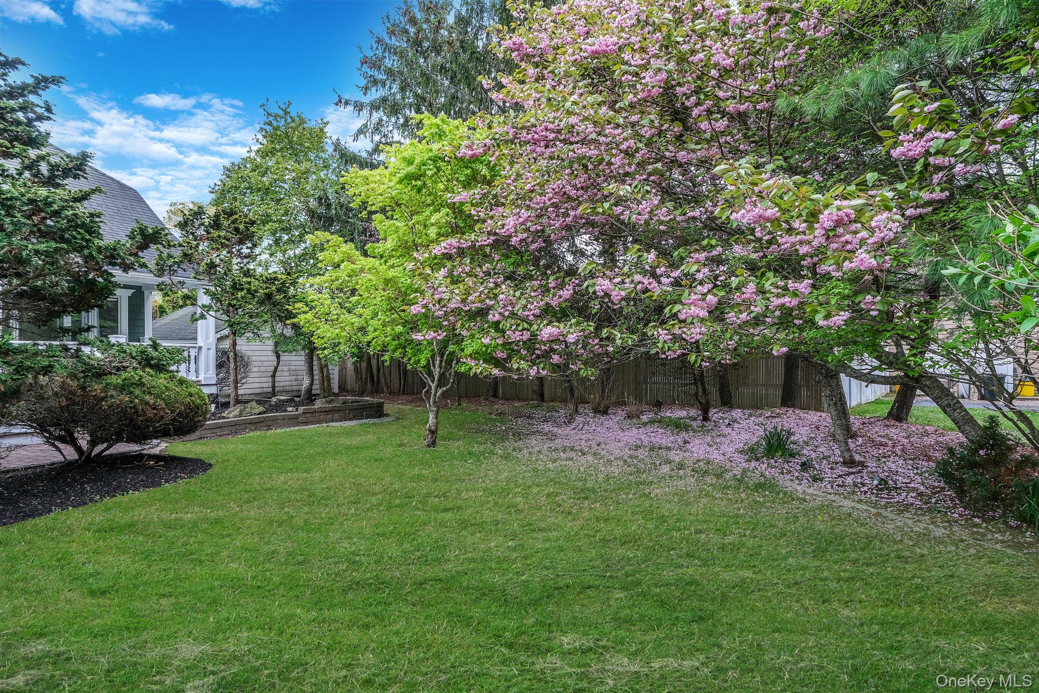 6 Robert Court Property Photo 4