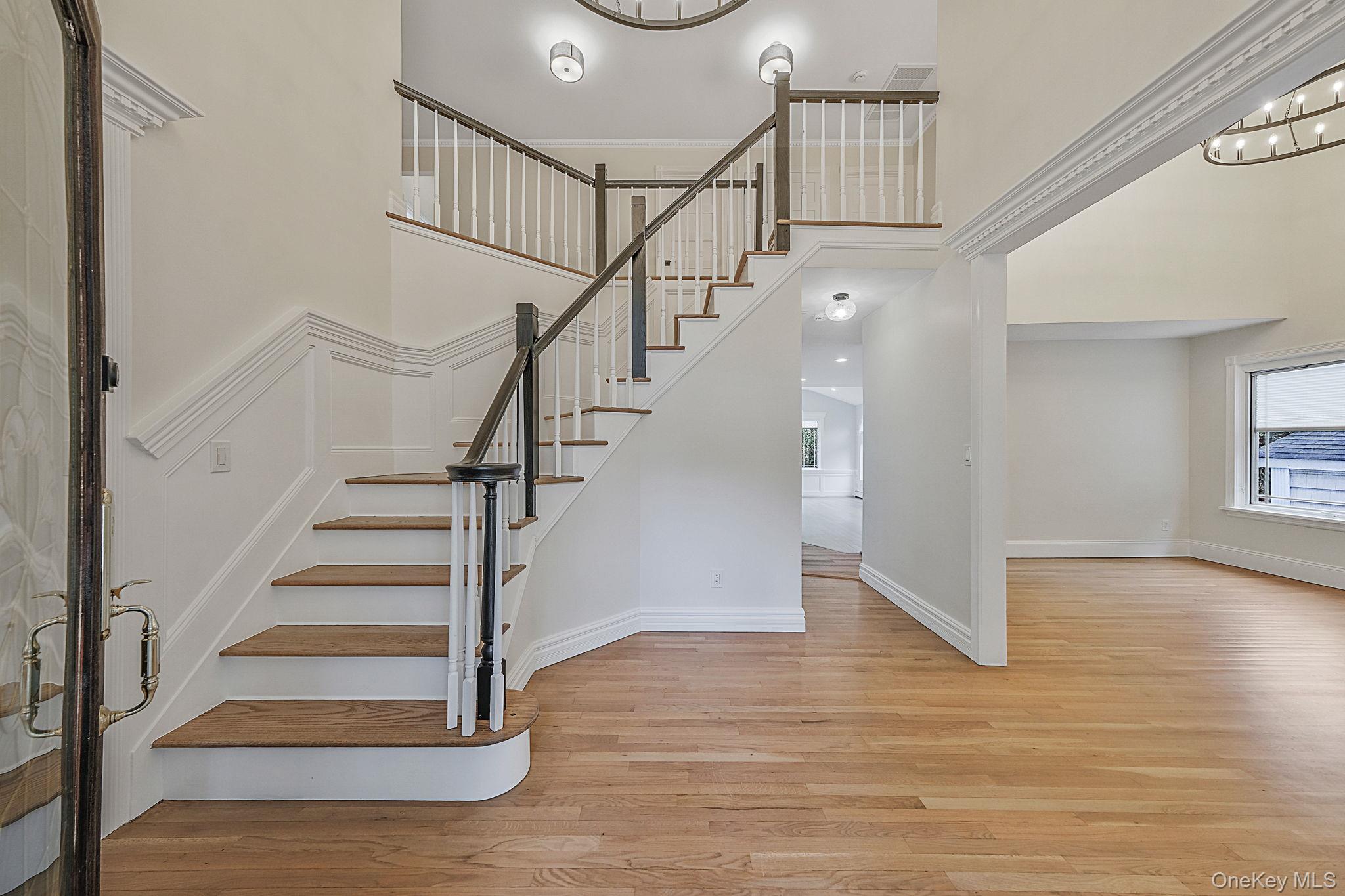 6 Robert Court Property Photo 11