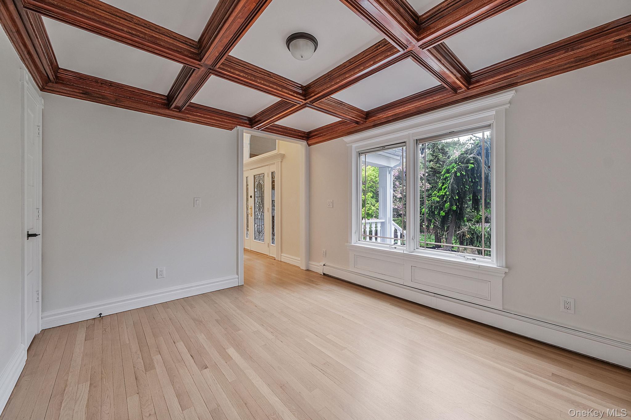 6 Robert Court Property Photo 14